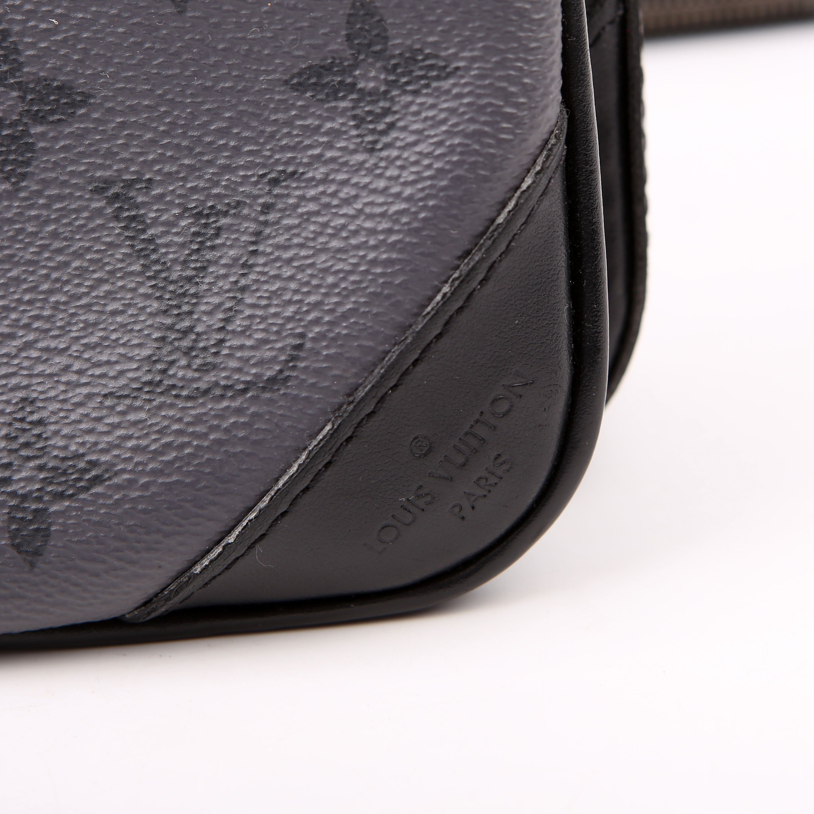 Louis Vuitton Trio Messenger Reverse Monogram Eclipse