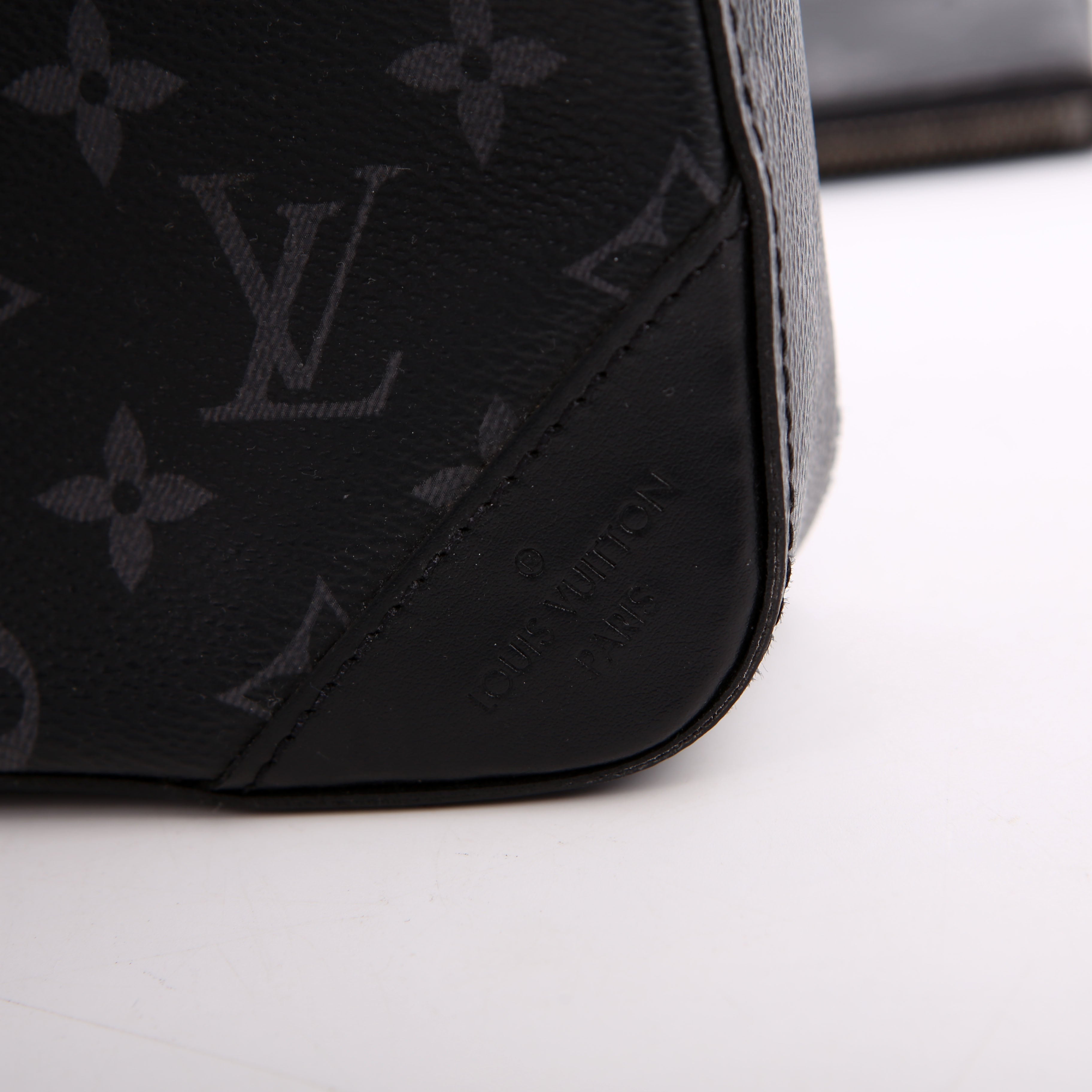 Louis Vuitton Trio Messenger Reverse Monogram Eclipse