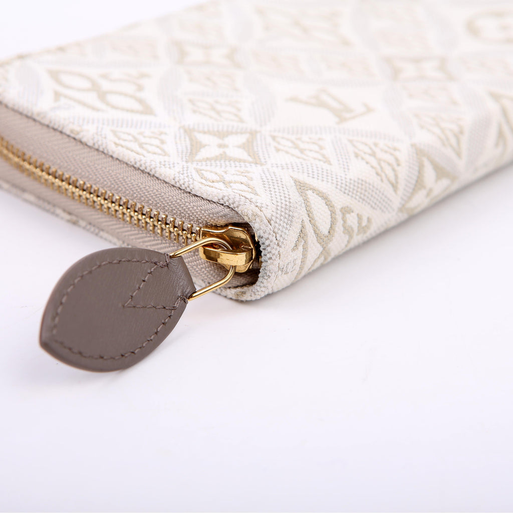 Louis Vuitton Zippy Wallet Since 1854 Jacquard White/Grey