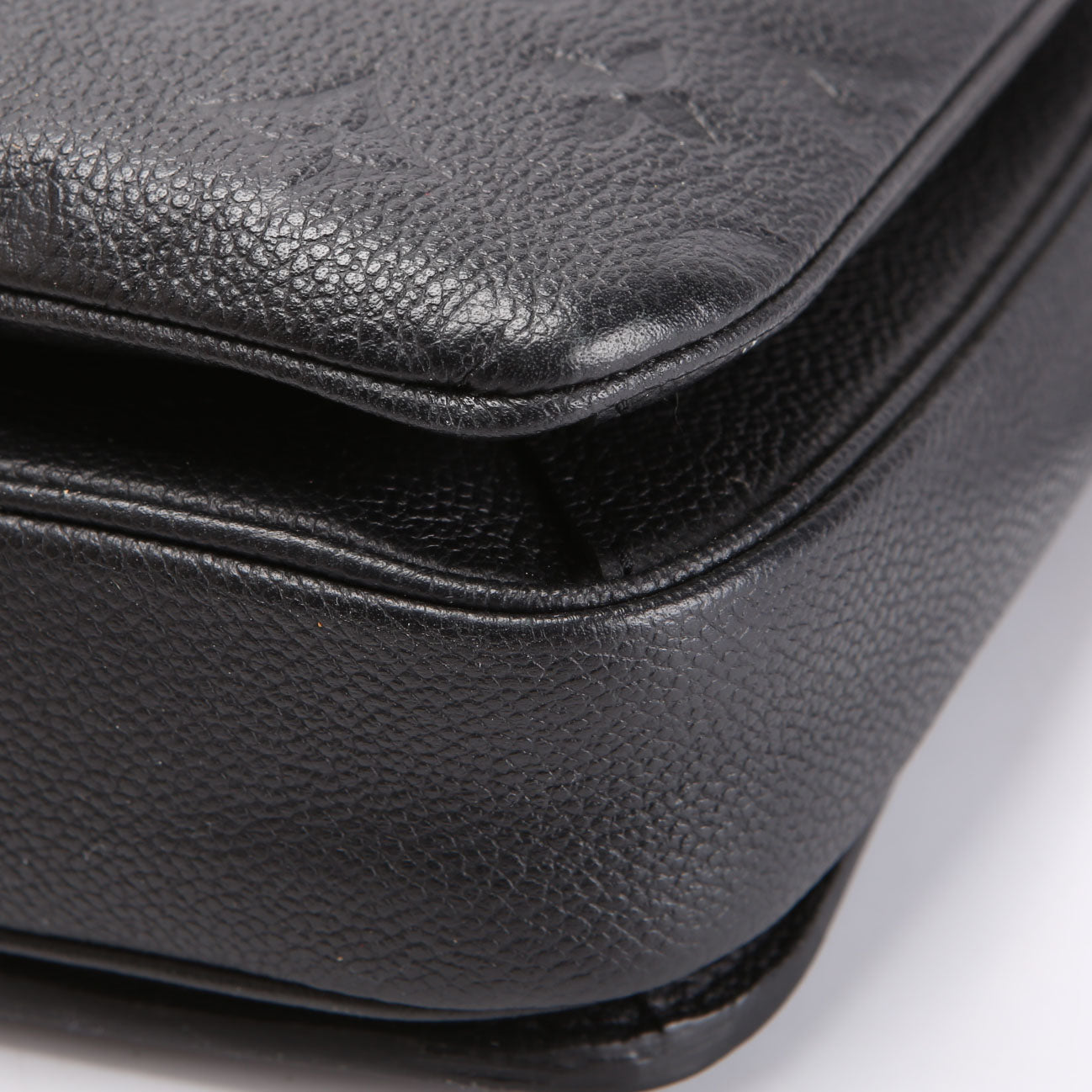 Louis Vuitton Pochette Metis Empreinte Monogram