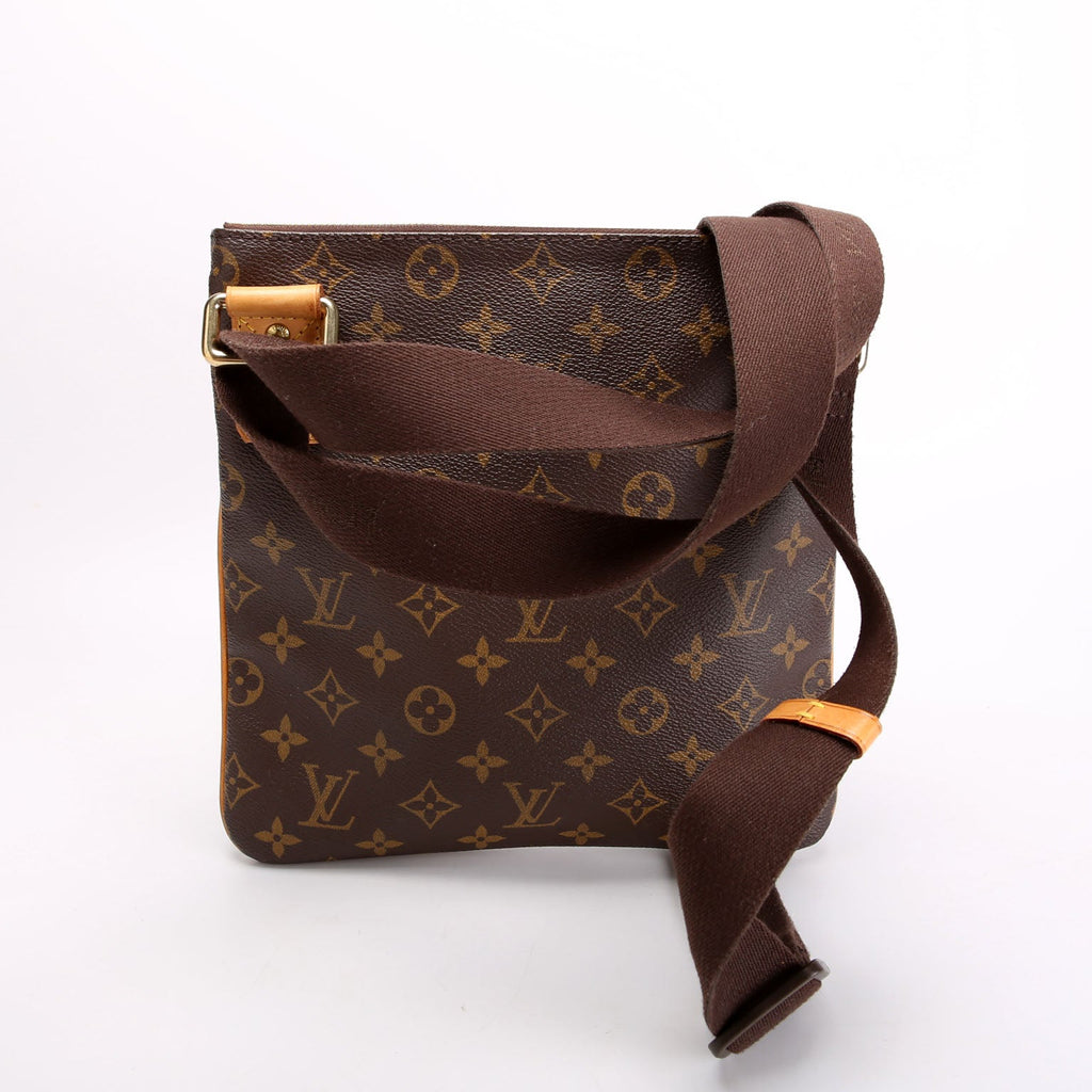 Louis Vuitton Pochette Bosphore Monogram