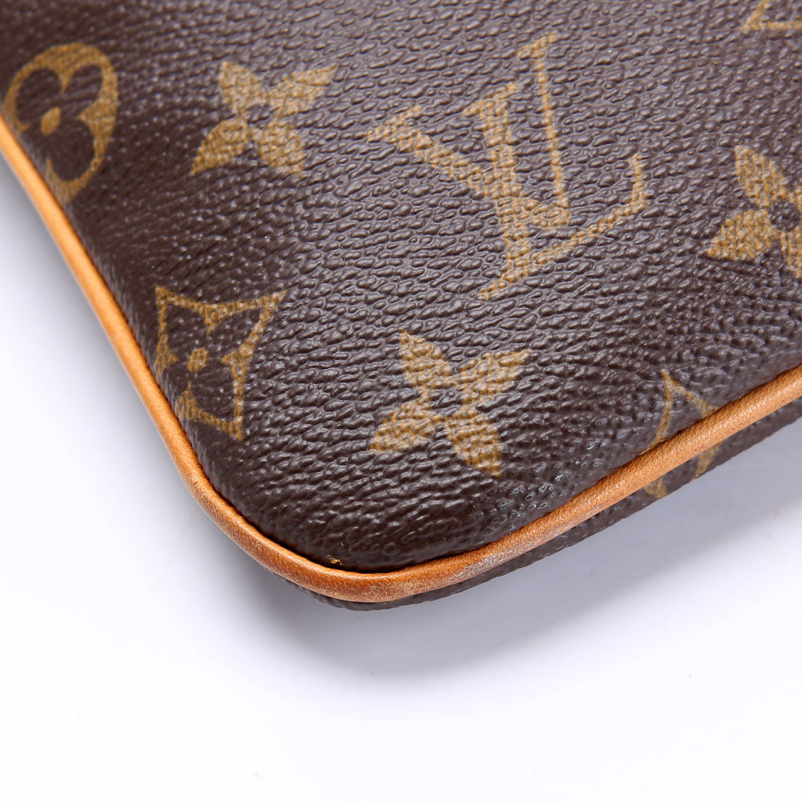 Louis Vuitton Pochette Bosphore Monogram