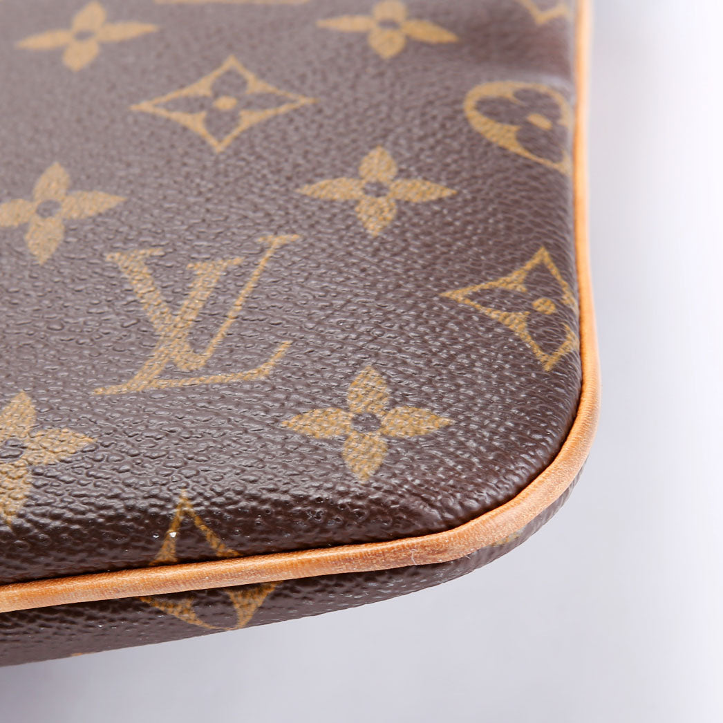 Louis Vuitton Pochette Bosphore Monogram