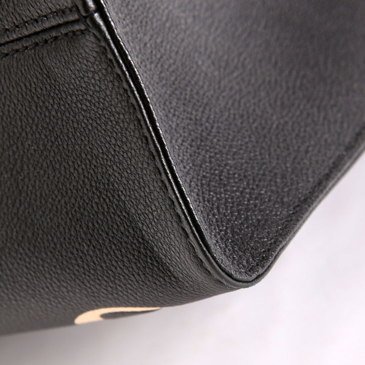 Louis Vuitton ONTHEGO MM Bicolor Empreinte Black/Beige