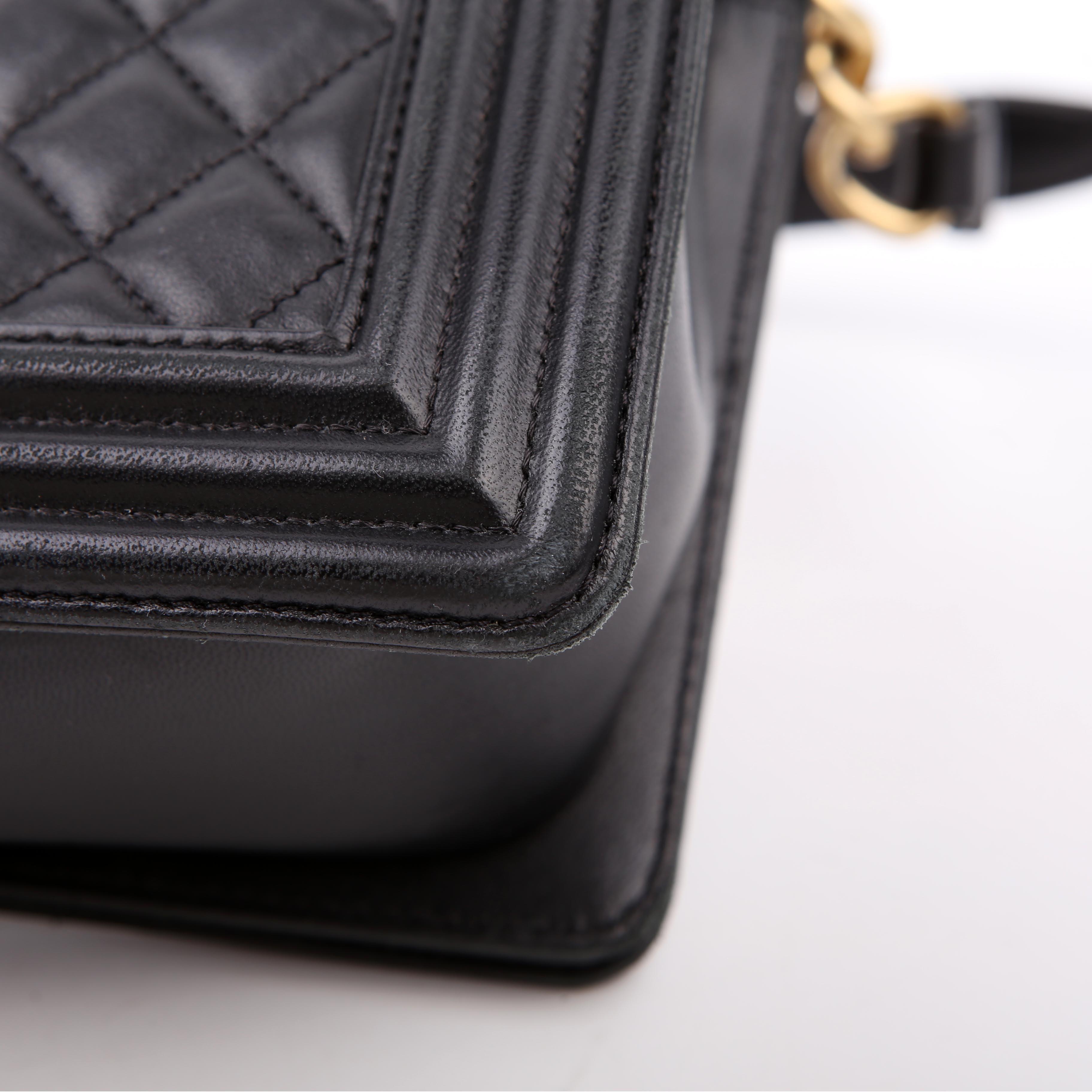 Chanel Boy Flap Medium Old Lambskin Black 22M
