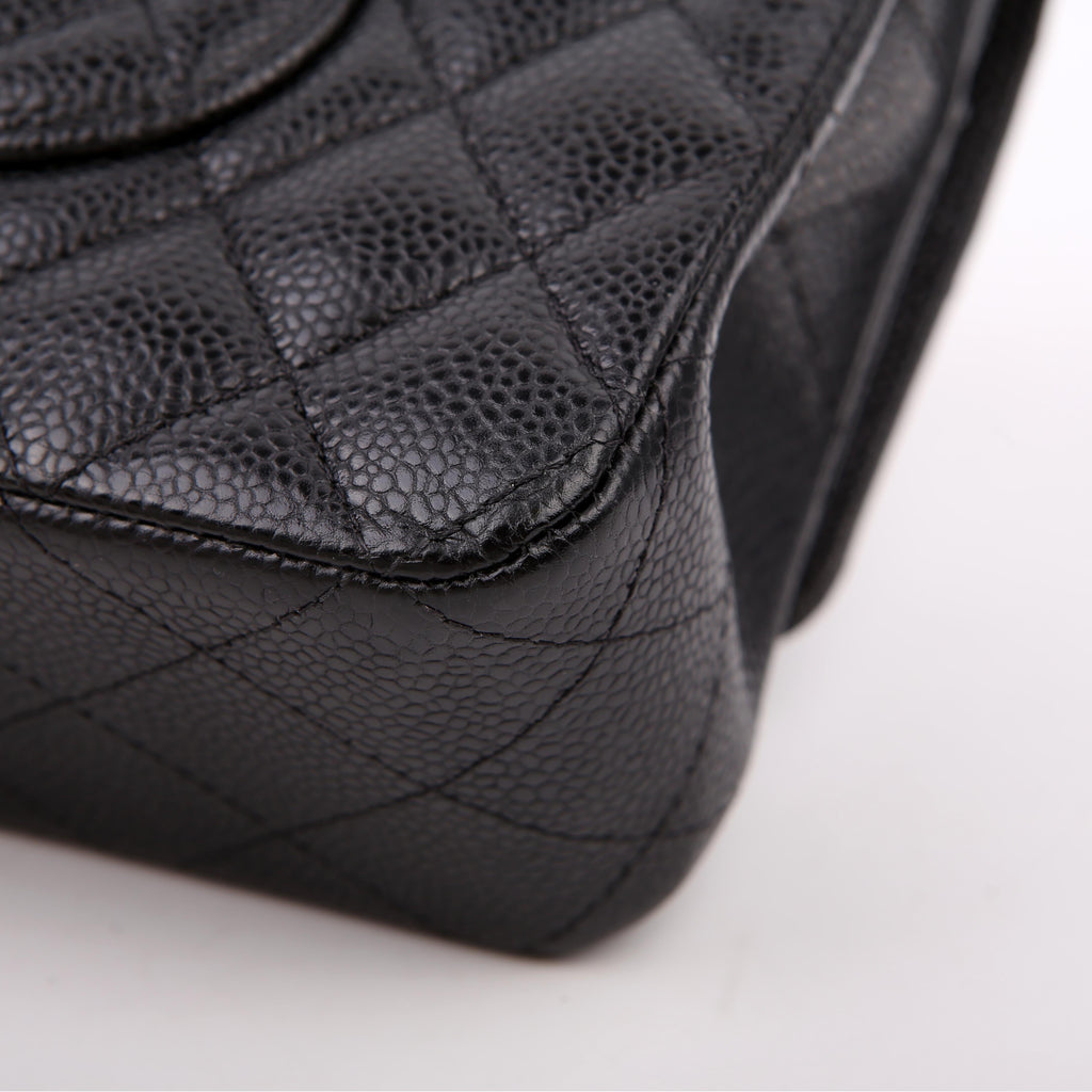 Chanel Classic Flap Medium Caviar 22M Black/Silver