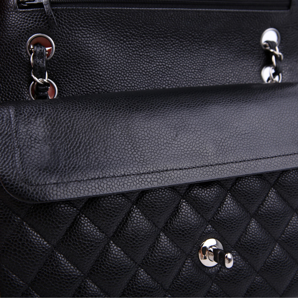 Chanel Classic Flap Medium Caviar 22M Black/Silver