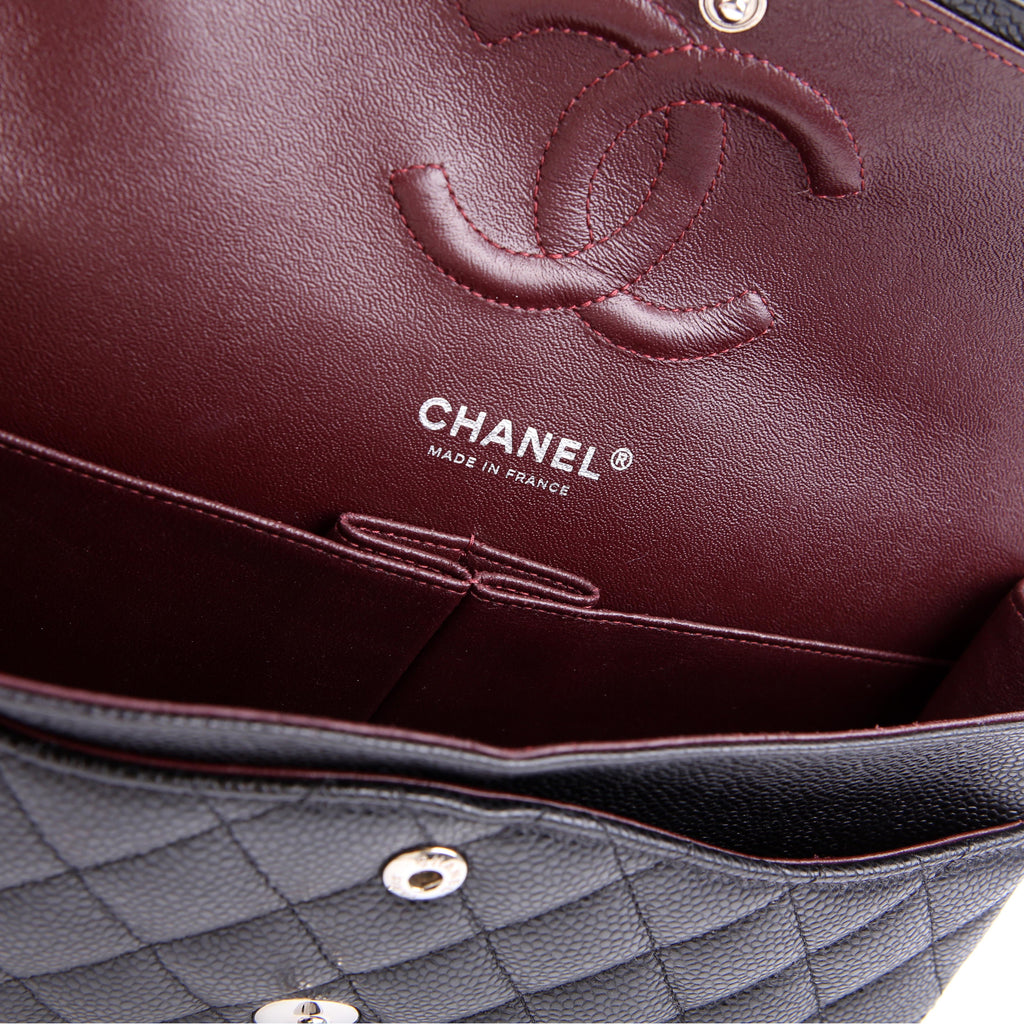 Chanel Classic Flap Medium Caviar 22M Black/Silver