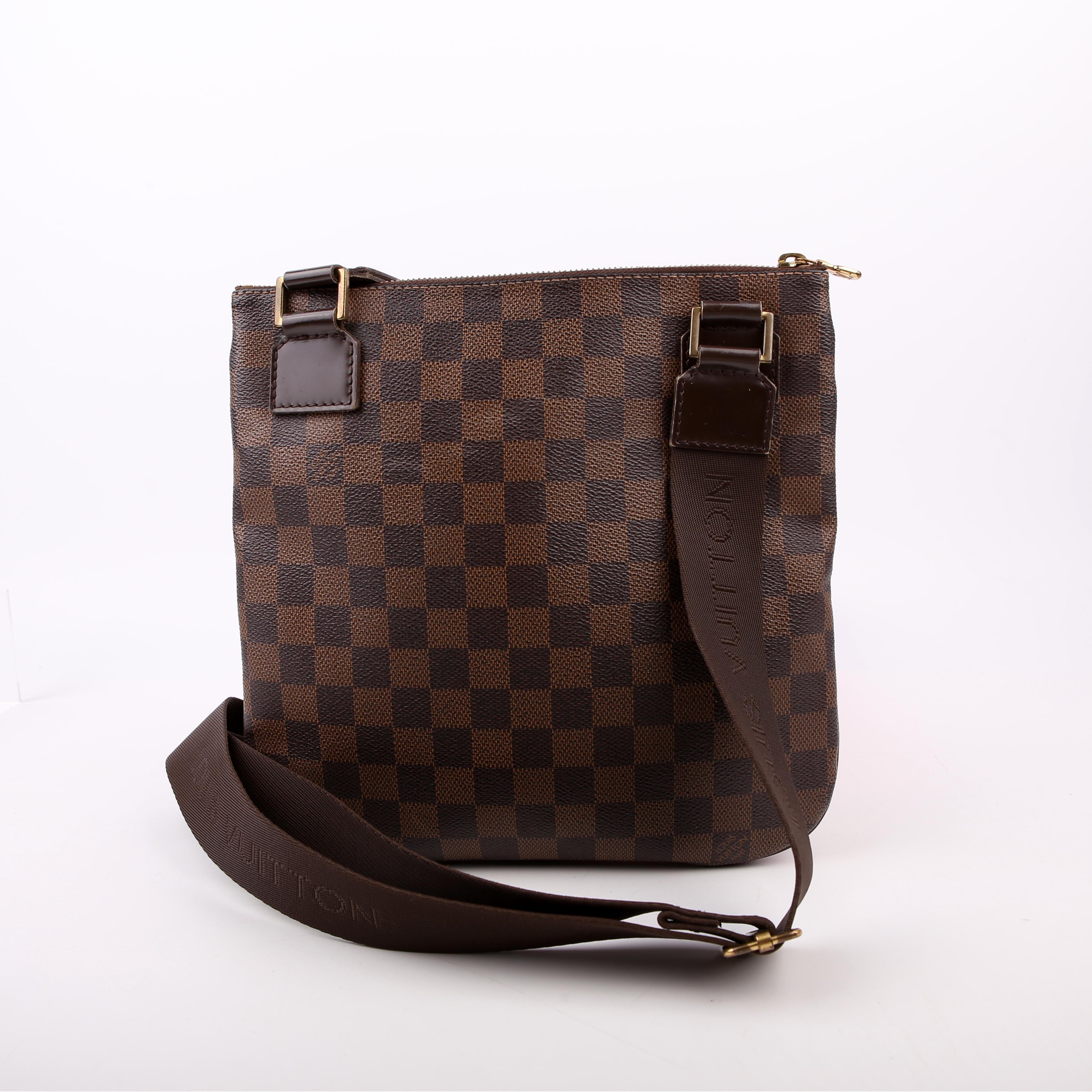 Louis Vuitton Pochette Bosphore Damier Ebene
