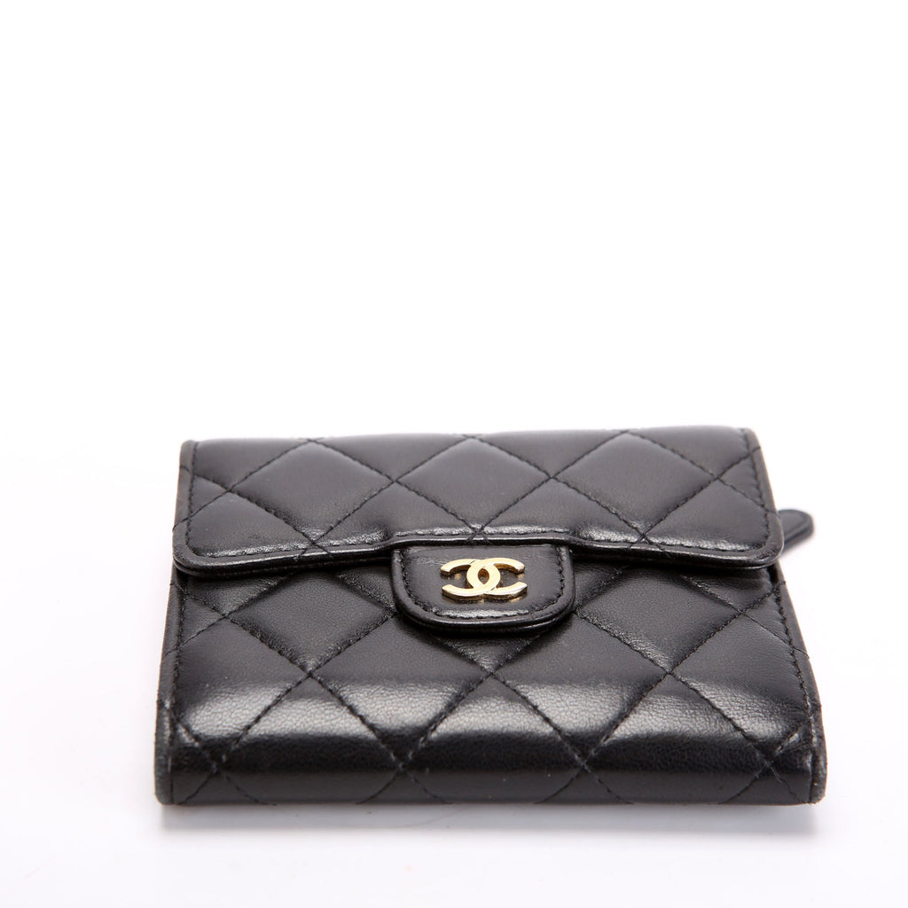 Chanel Classic Compact Flap Wallet Lambskin 22M Black