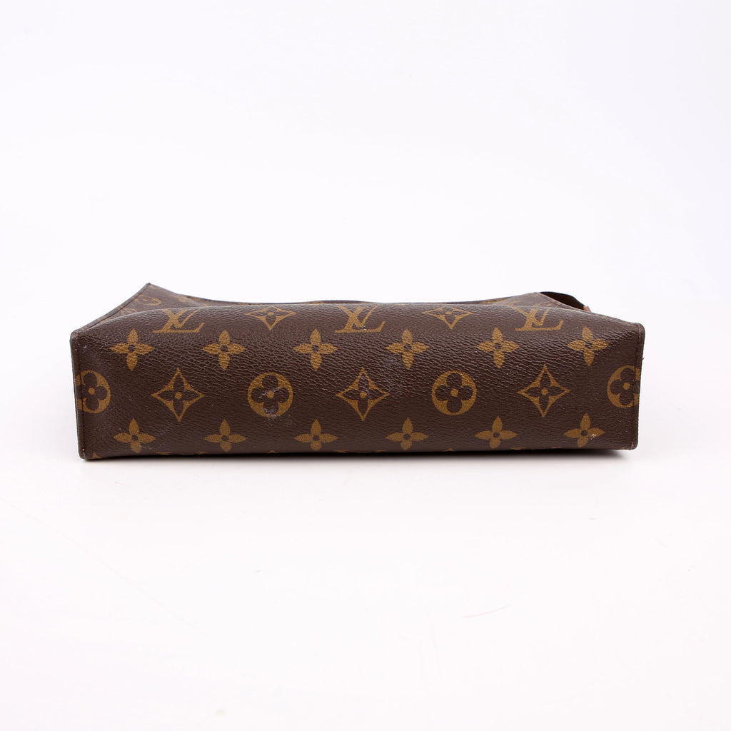 Louis Vuitton Toiletry Pouch 26 Monogram