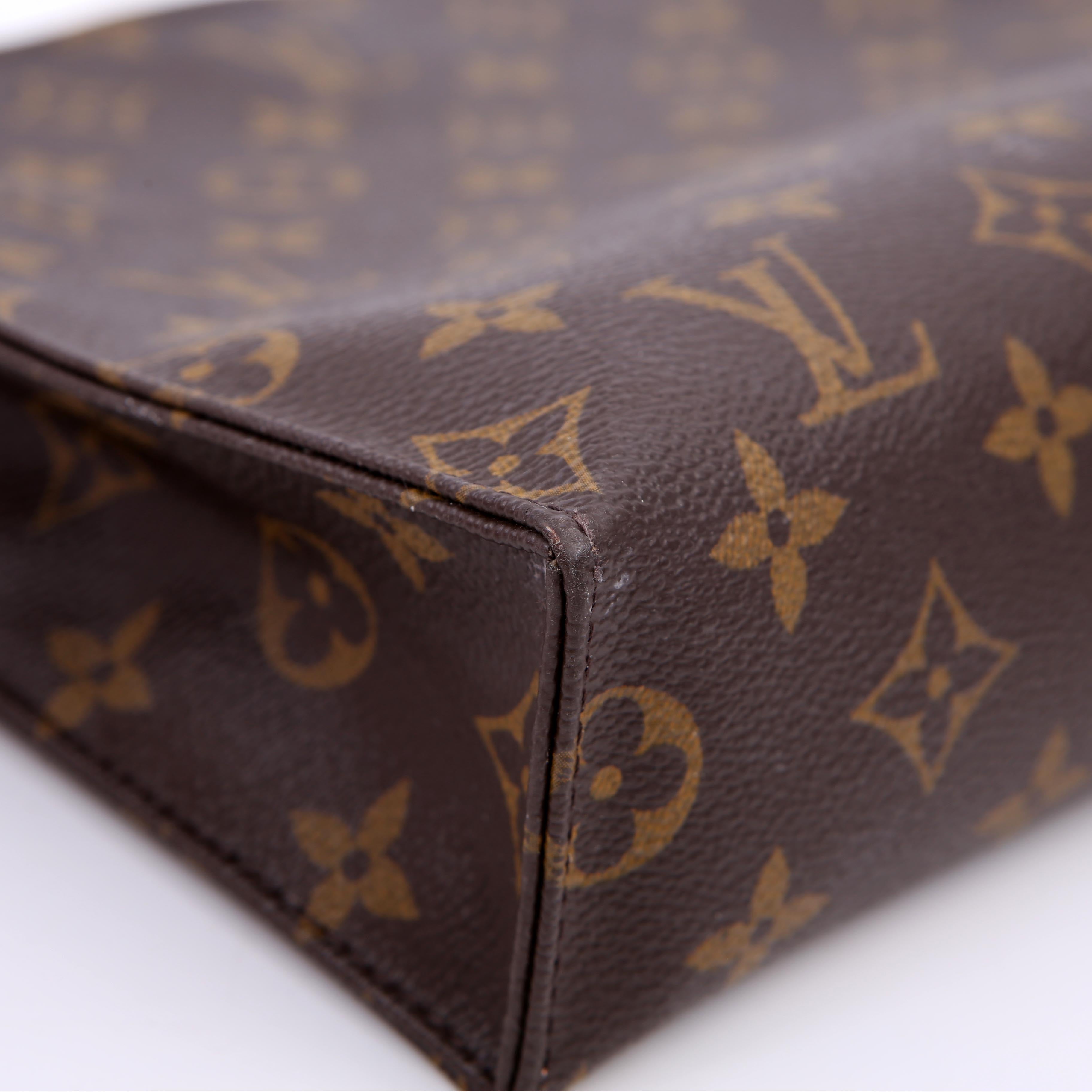 Louis Vuitton Toiletry Pouch 26 Monogram