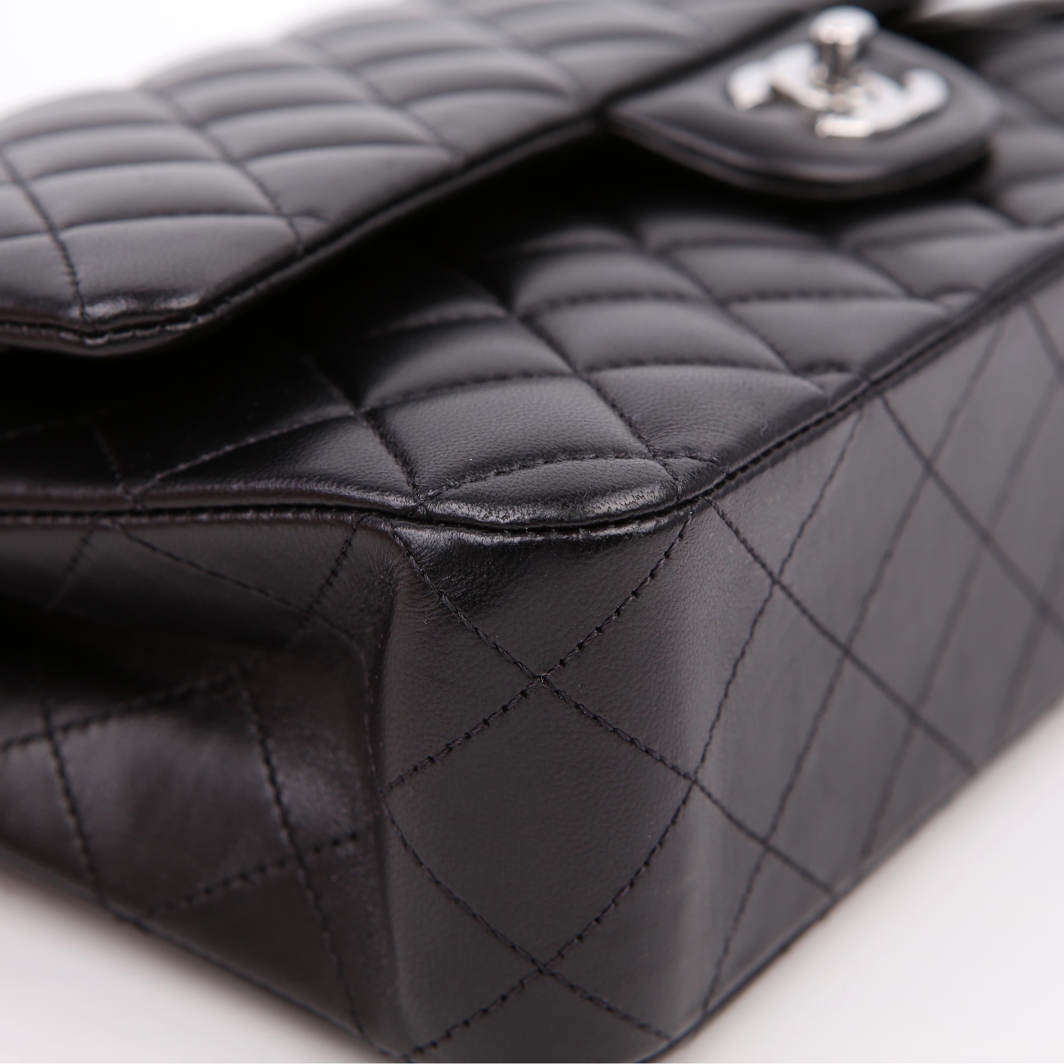 Chanel Classic Flap Medium Lambskin RFID Black