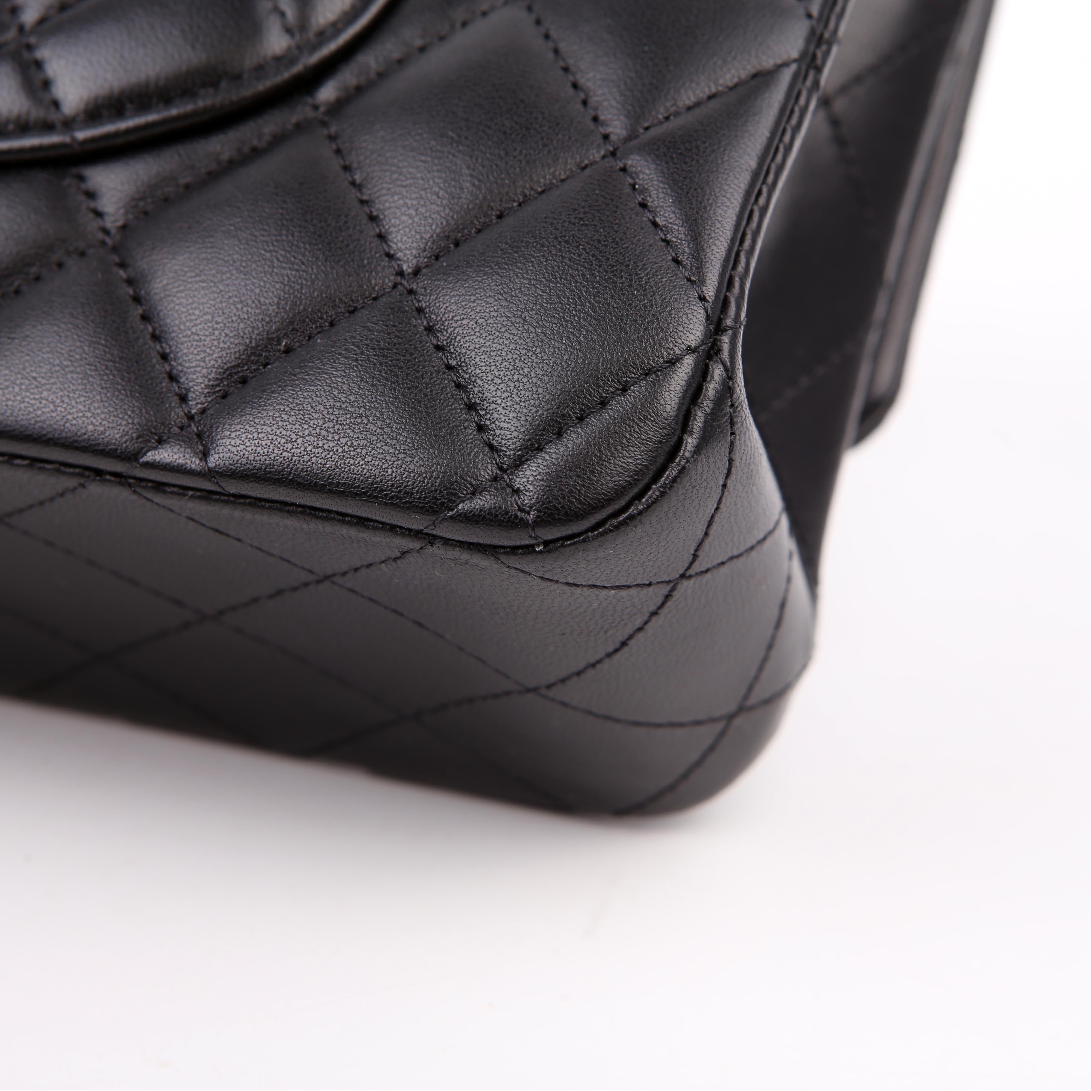 Chanel Classic Flap Medium Lambskin RFID Black