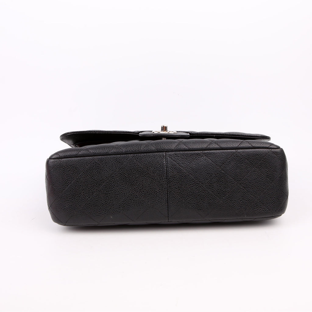 Chanel Classic Flap Jumbo Caviar 25-28M Black
