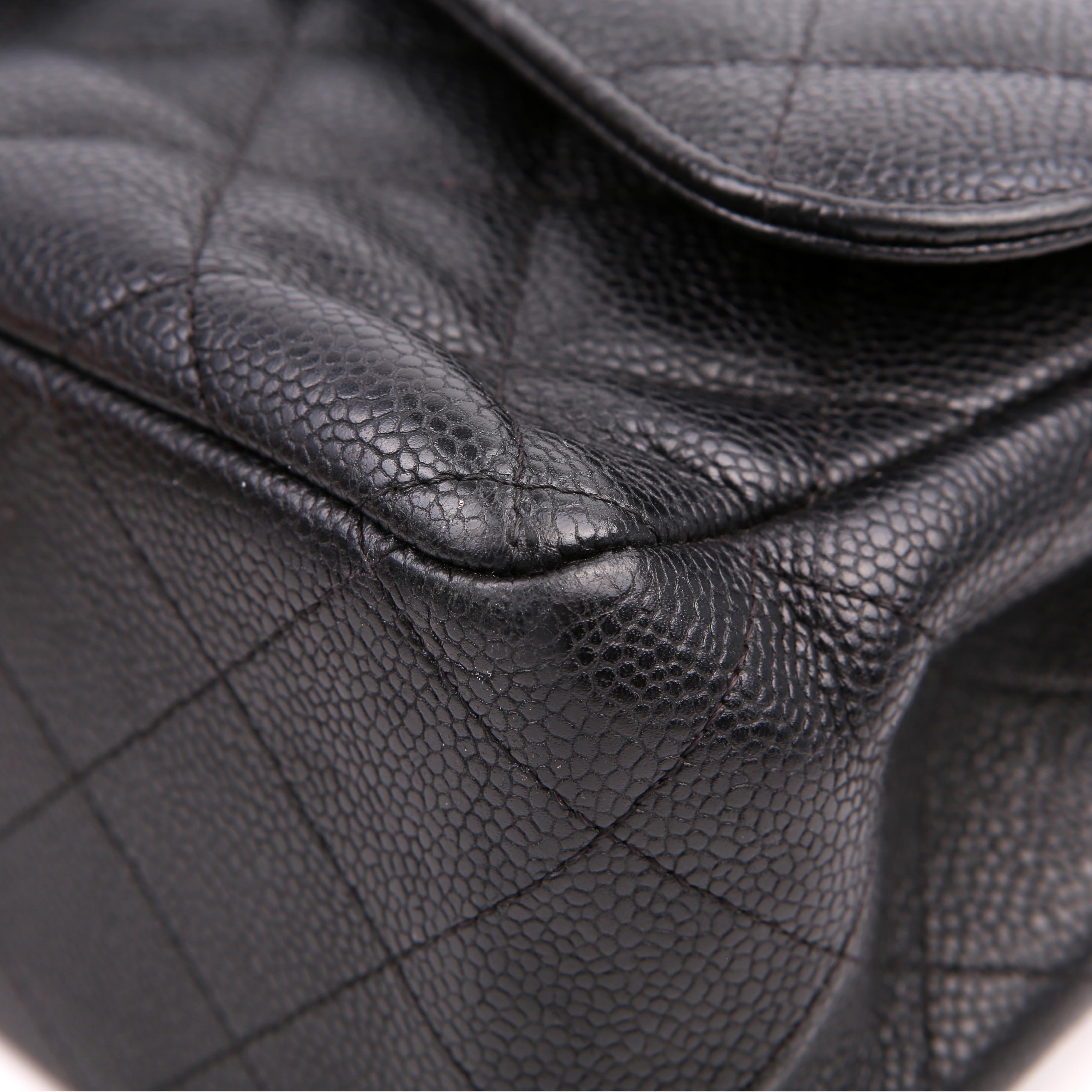 Chanel Classic Flap Jumbo Caviar 25-28M Black