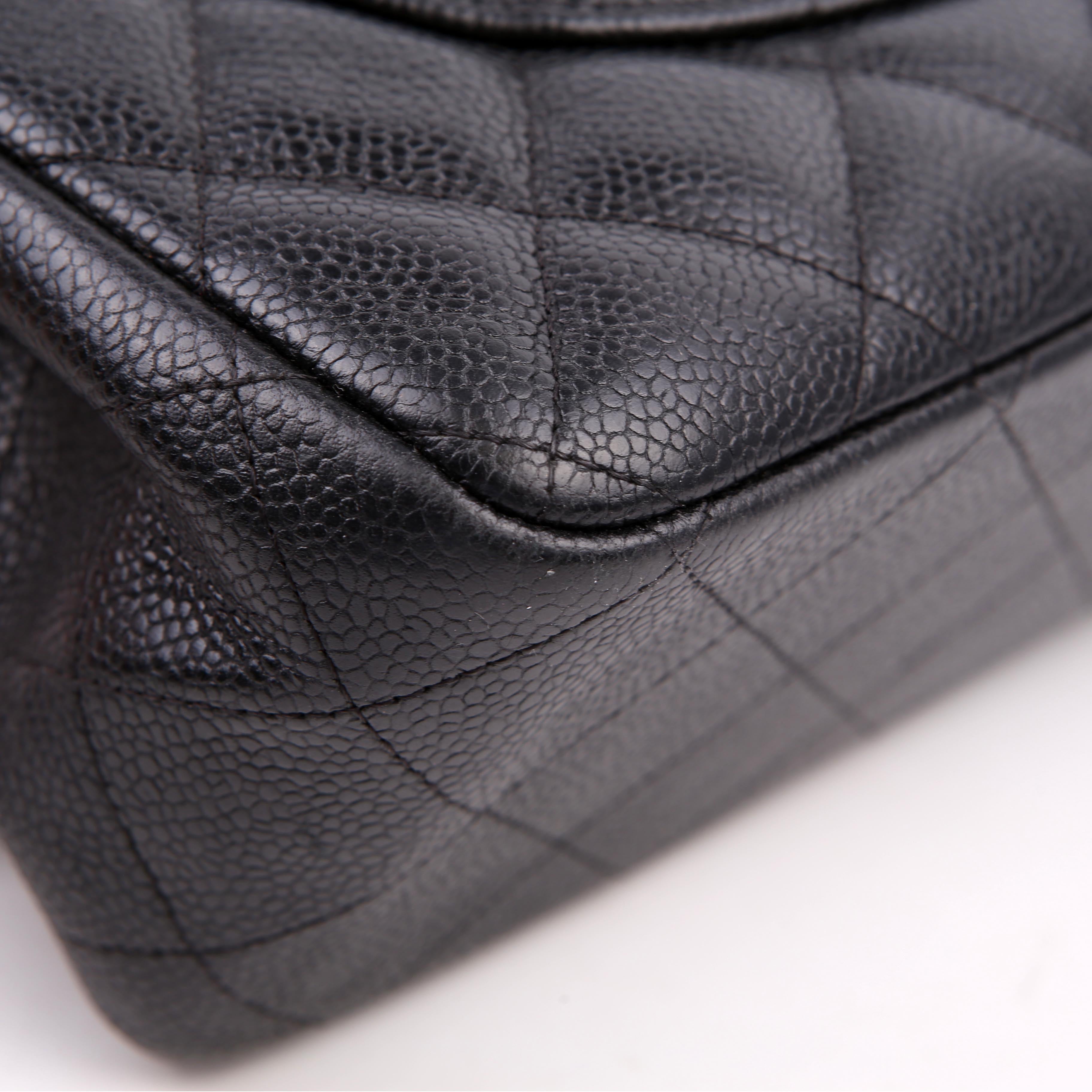 Chanel Classic Flap Jumbo Caviar 25-28M Black