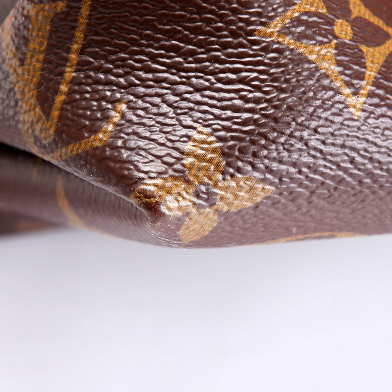 Louis Vuitton Pallas Clutch Monogram