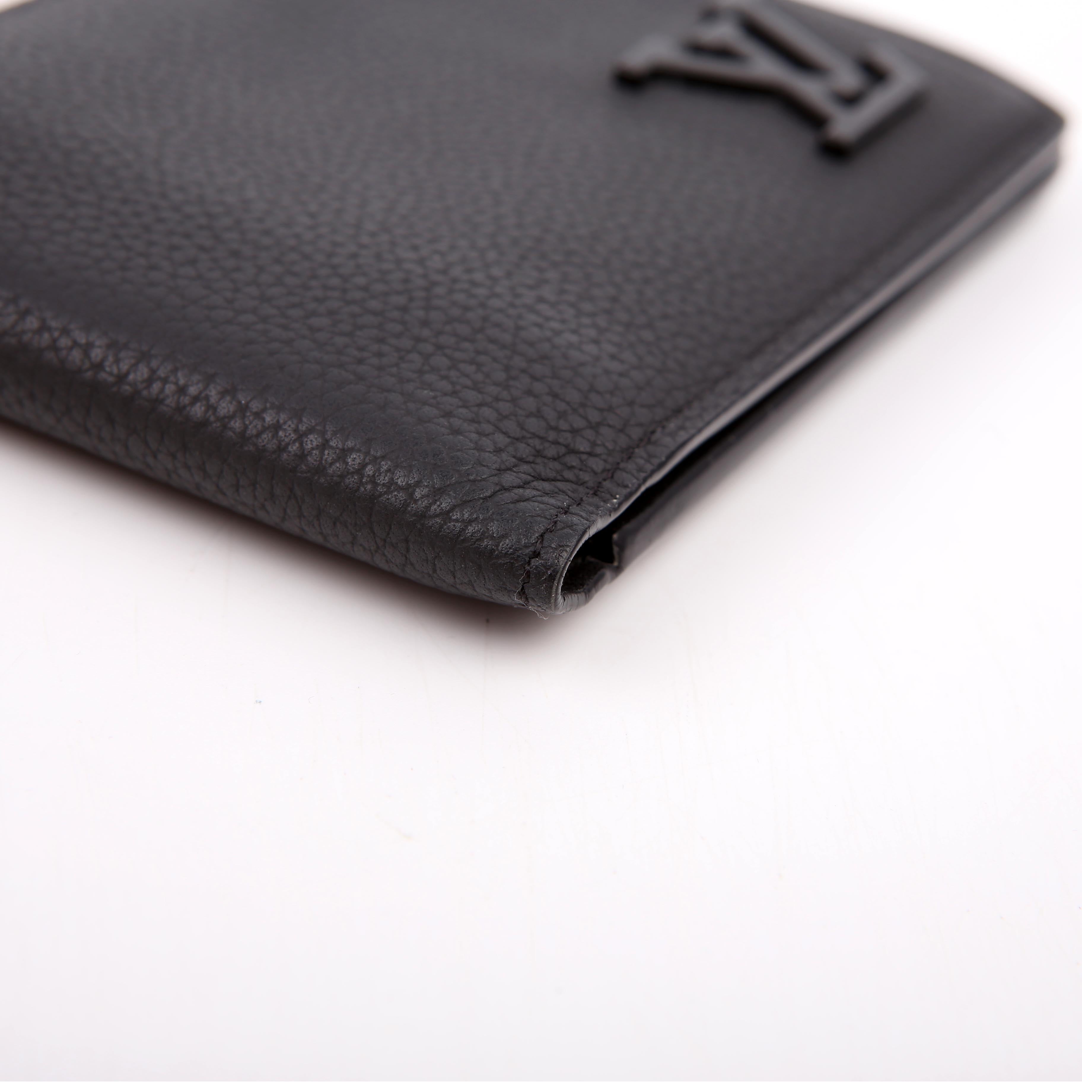 Louis Vuitton Multiple Wallet LV Aerogram Black
