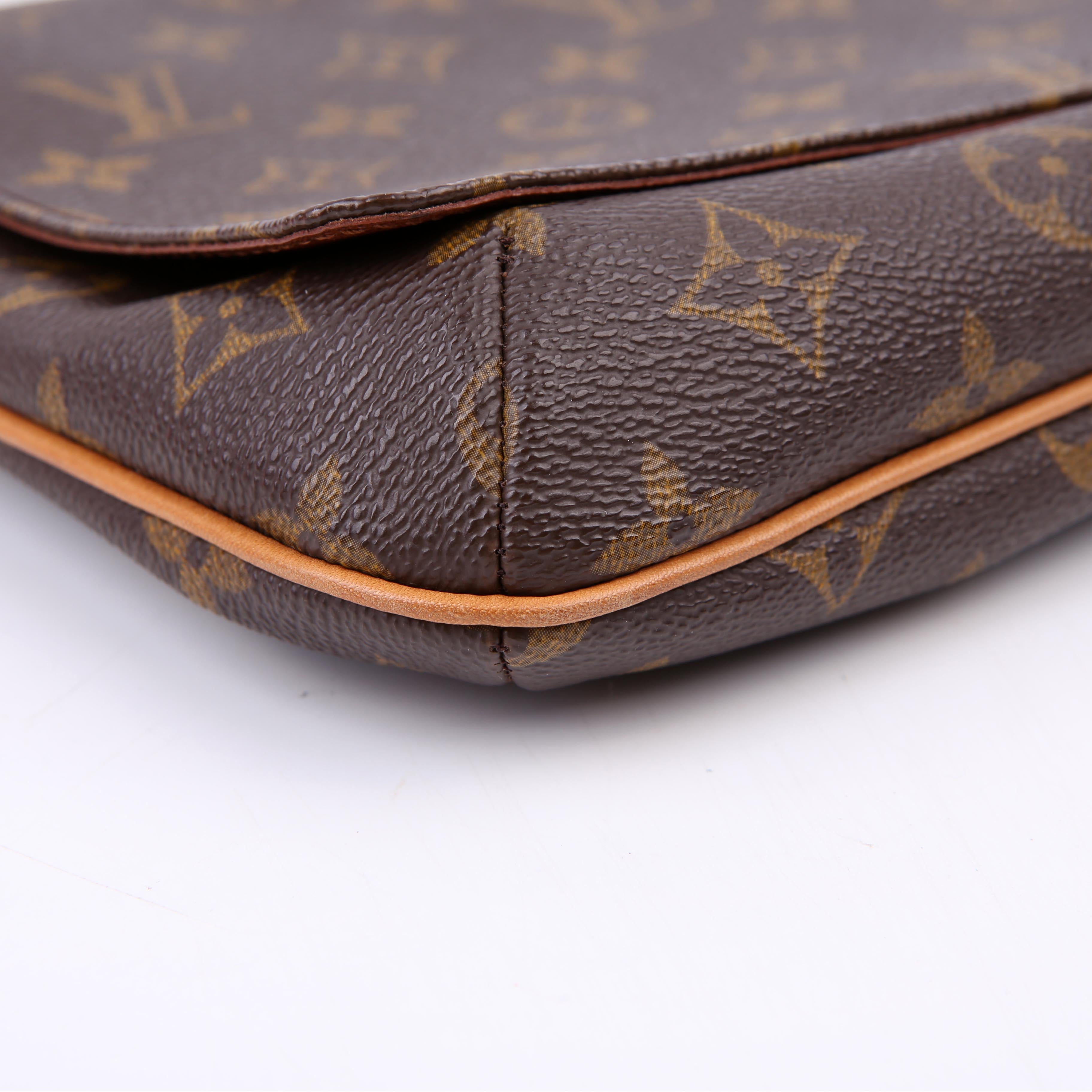 Louis Vuitton Musette Tango Short Monogram