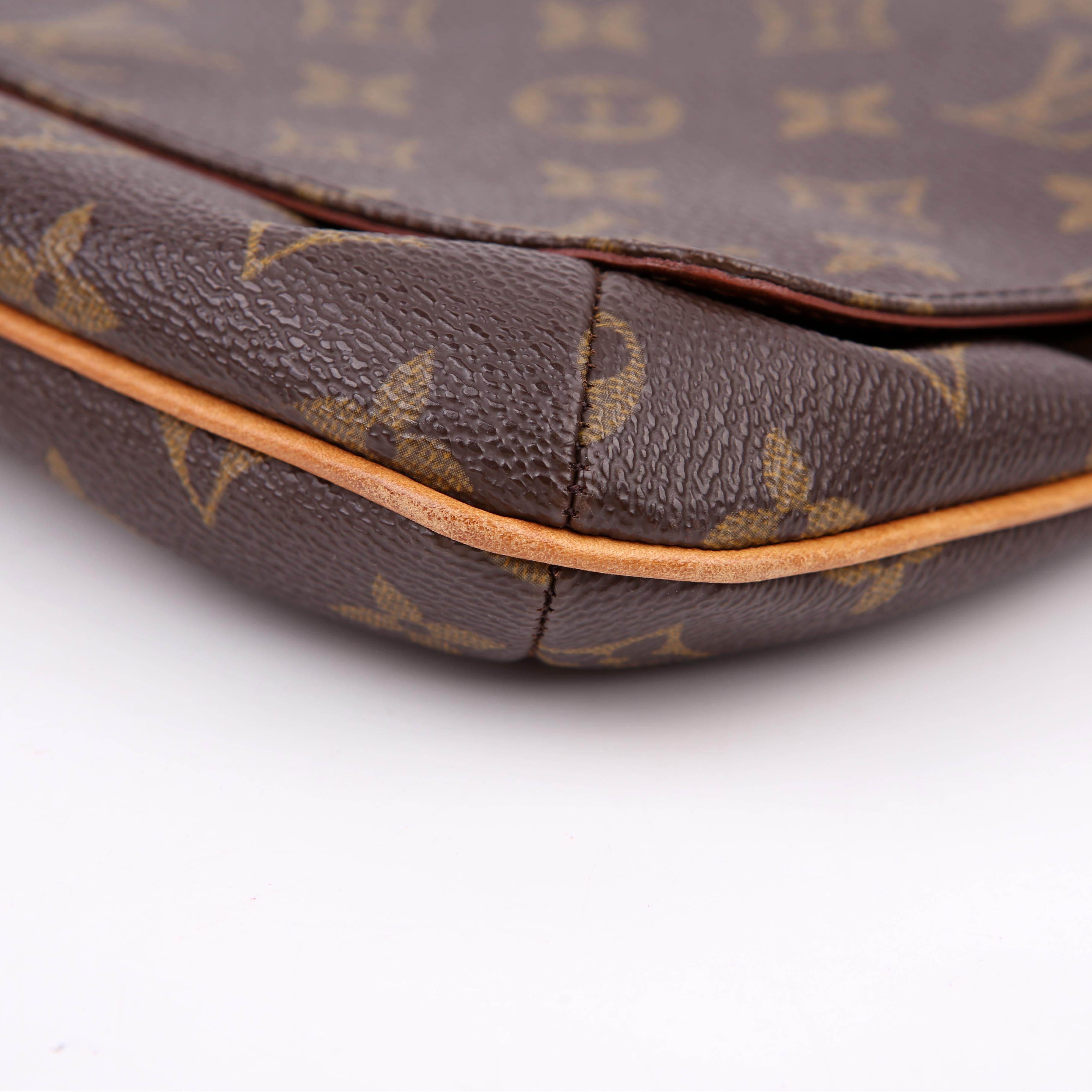 Louis Vuitton Musette Tango Short Monogram