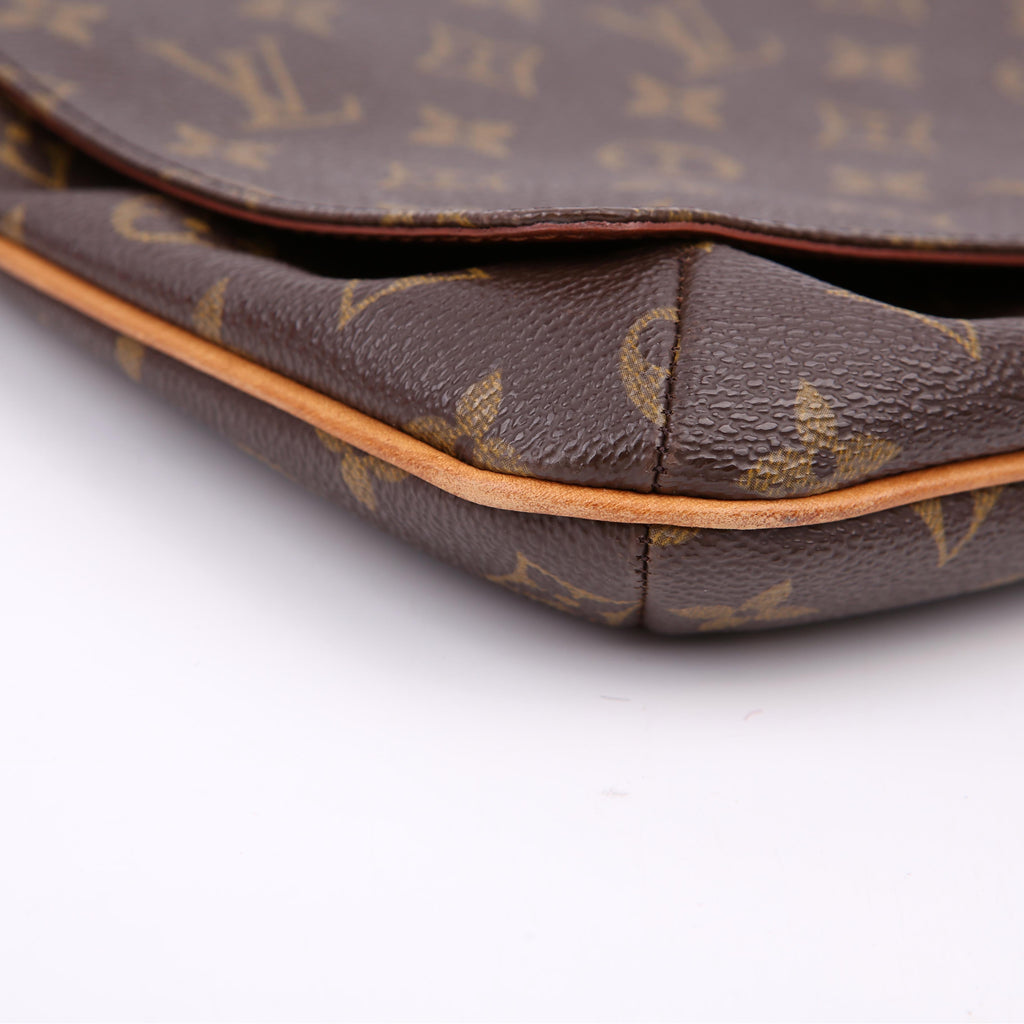 Louis Vuitton Musette Tango Short Monogram