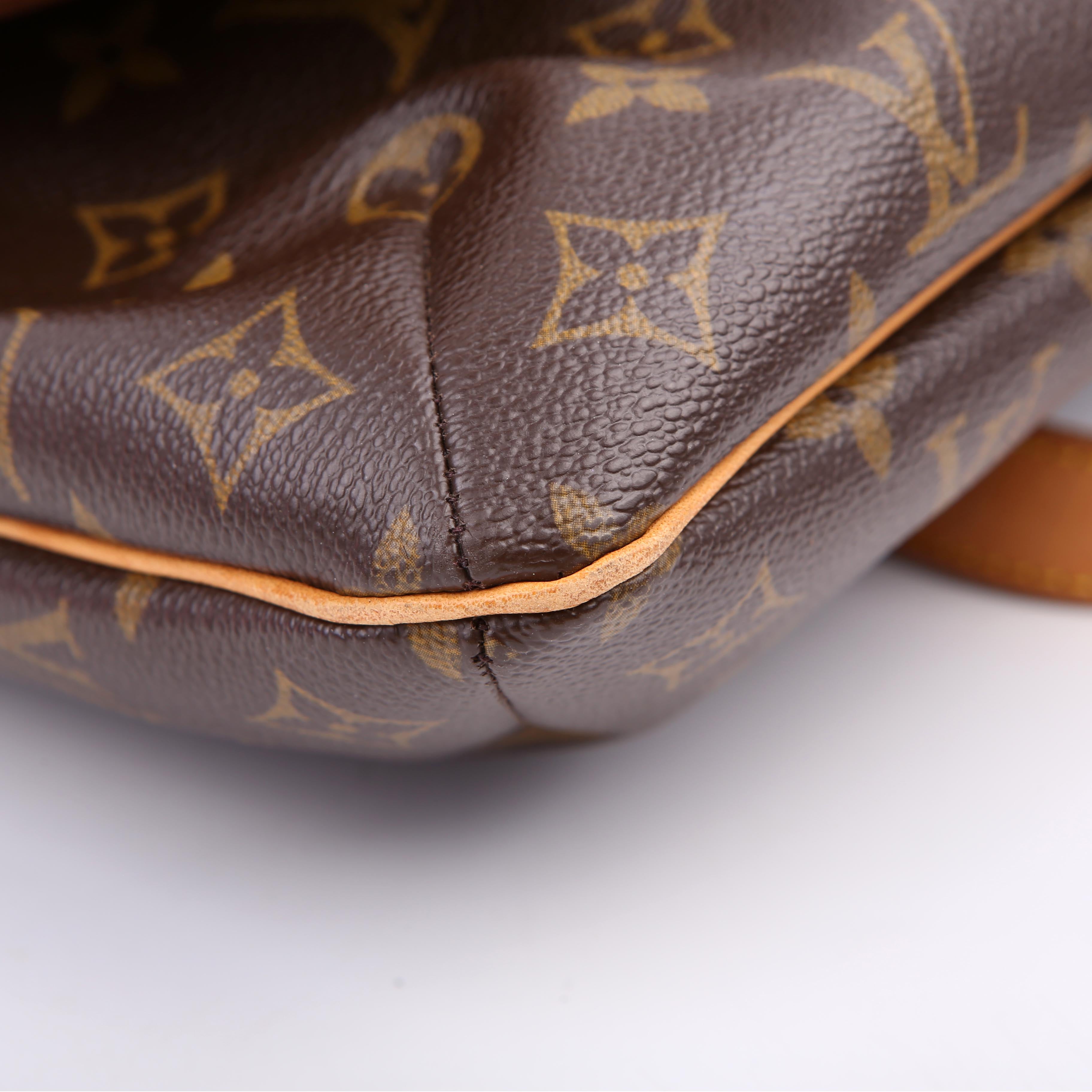Louis Vuitton Musette Messenger Monogram