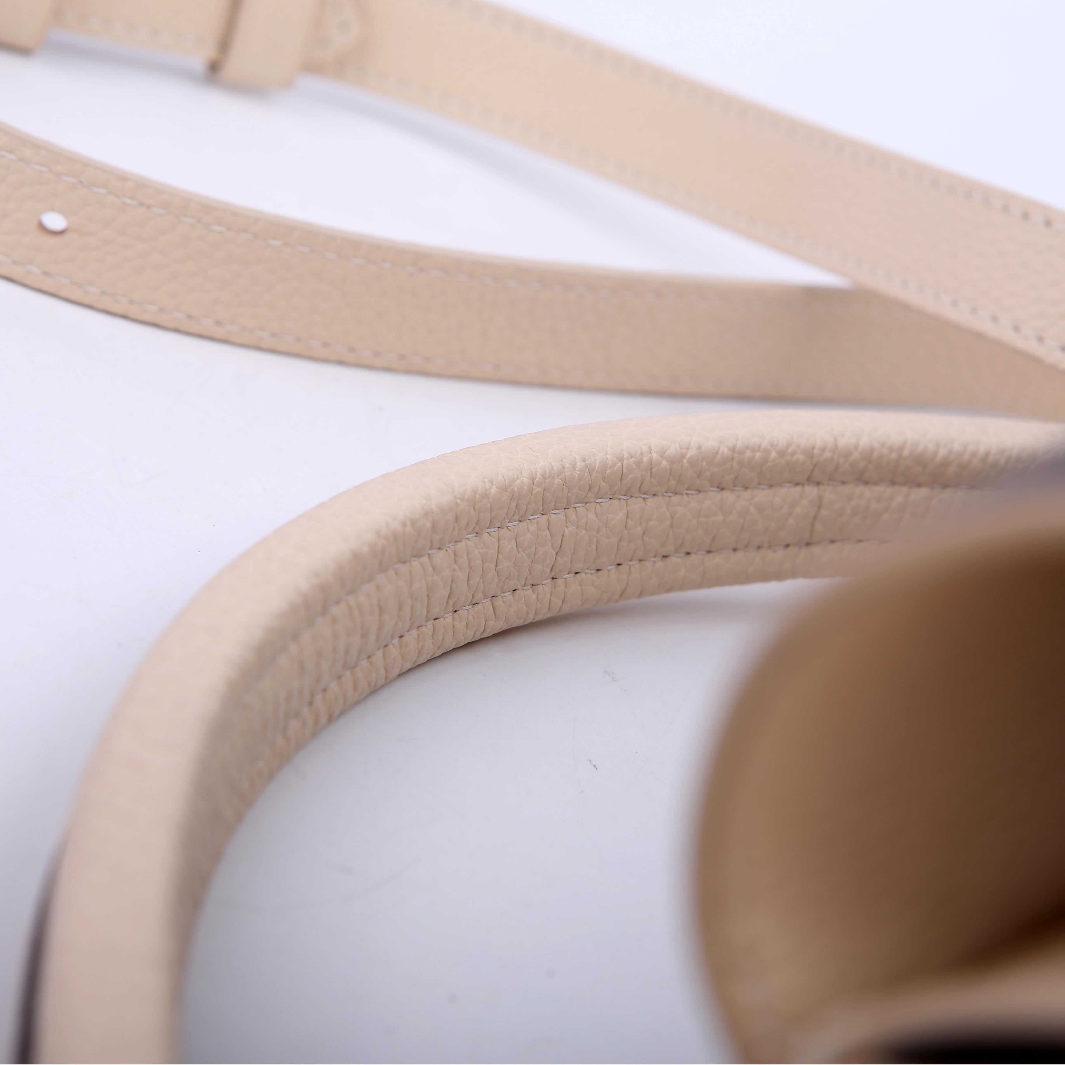 Louis Vuitton Double V Leather Cream