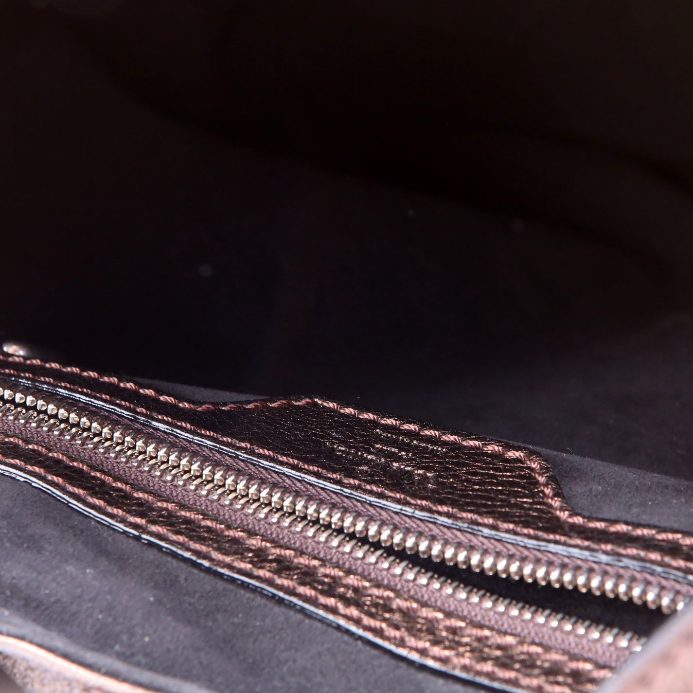 Louis Vuitton Large Mahina