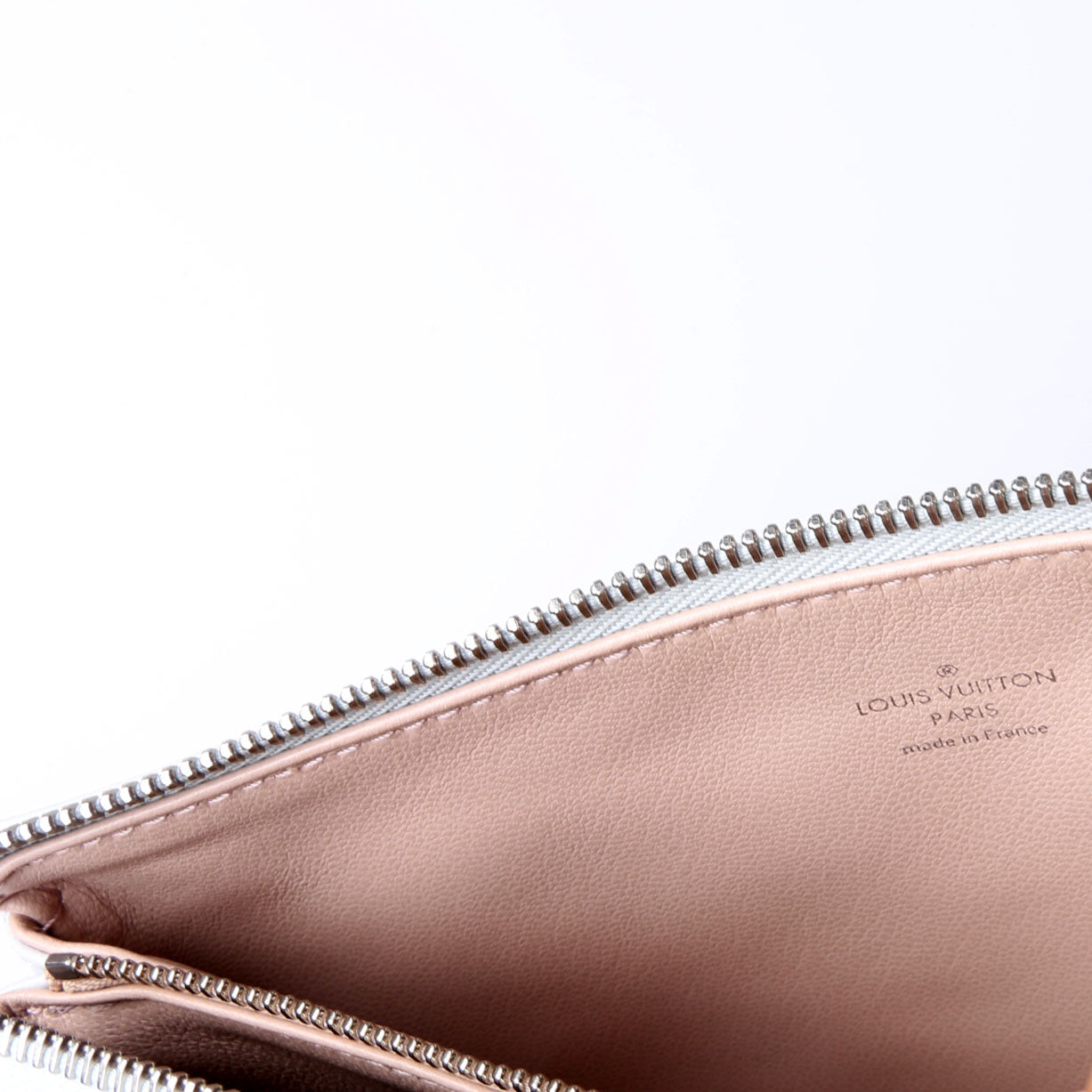 Louis Vuitton Coussin BB NV Lambskin