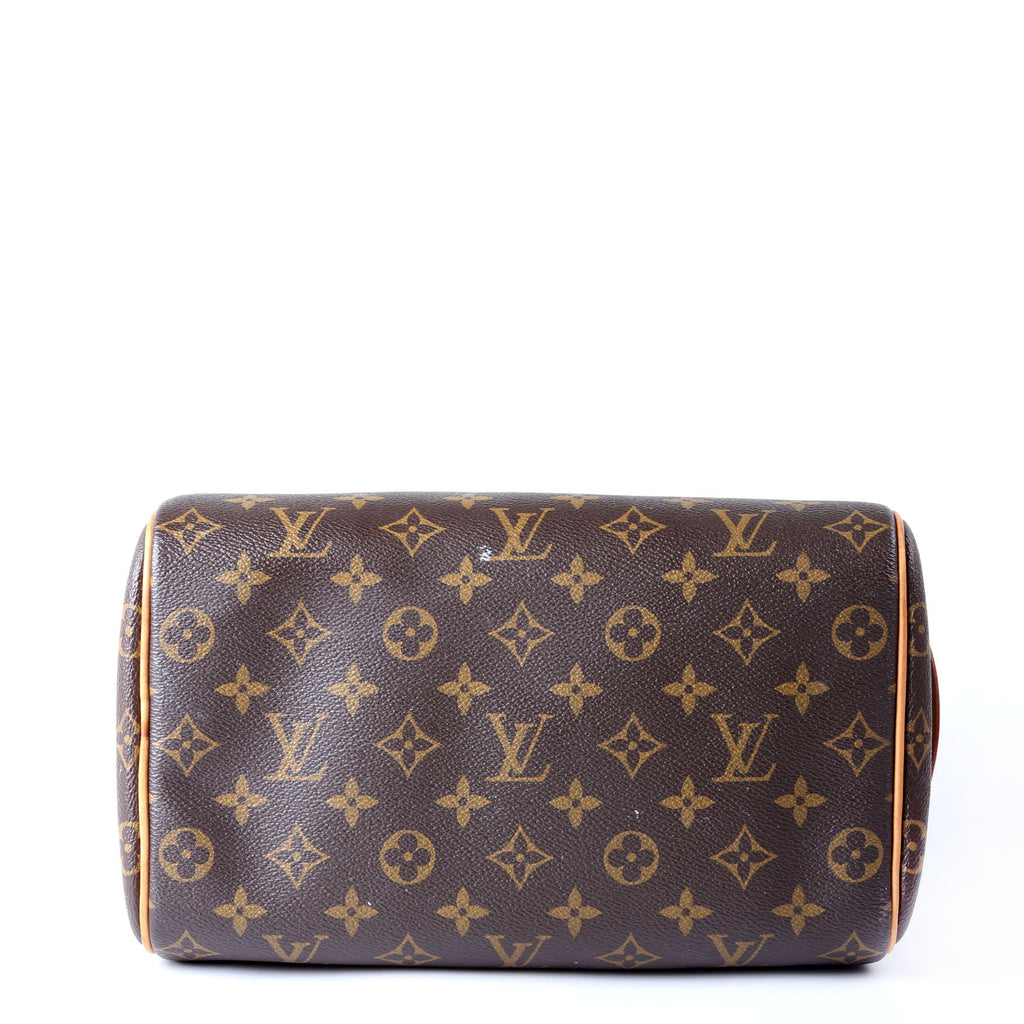 Louis Vuitton Dopp Kit Toilet Pouch Monogram