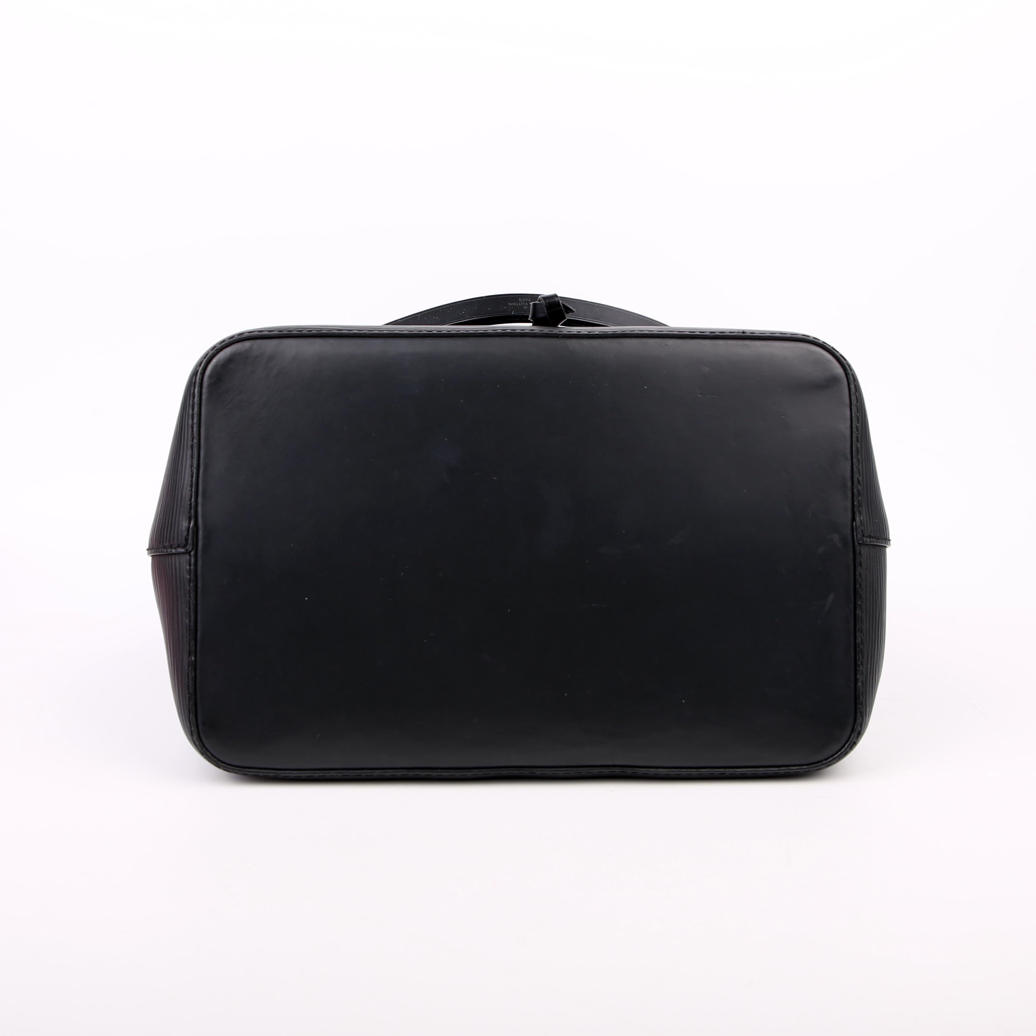 Louis Vuitton Neonoe MM Epi Black