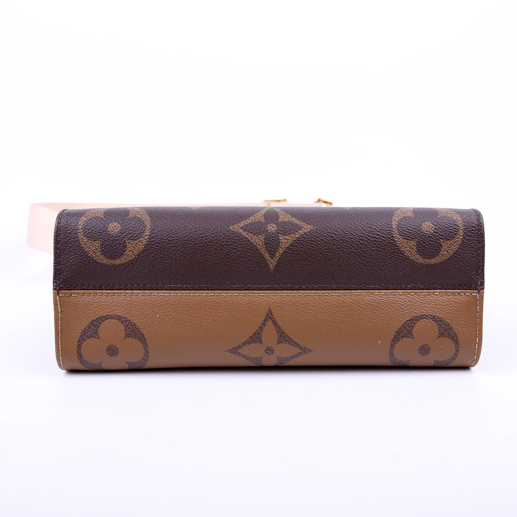 Louis Vuitton ONTHEGO East West Giant Reverse Monogram