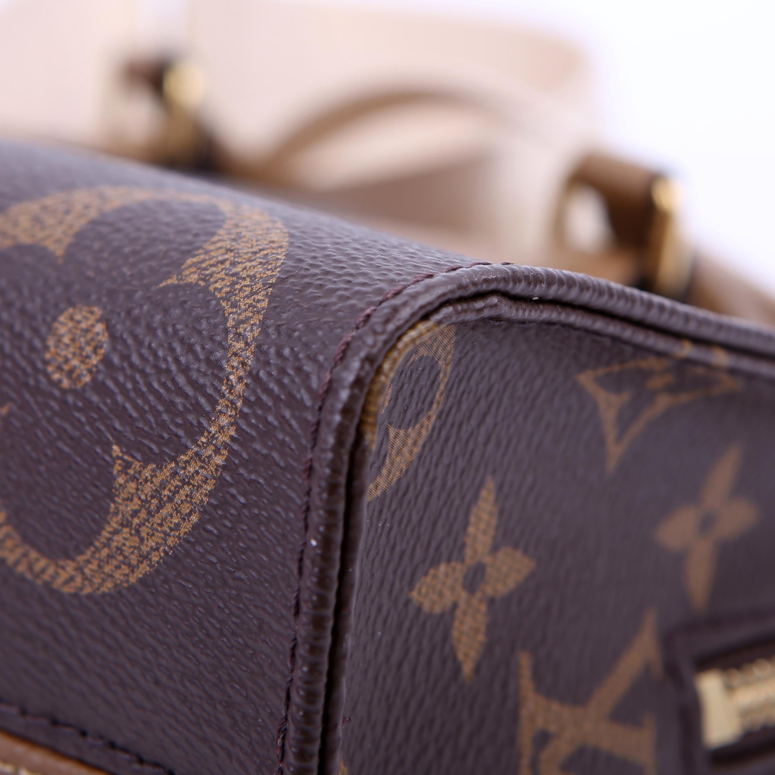 Louis Vuitton ONTHEGO East West Giant Reverse Monogram