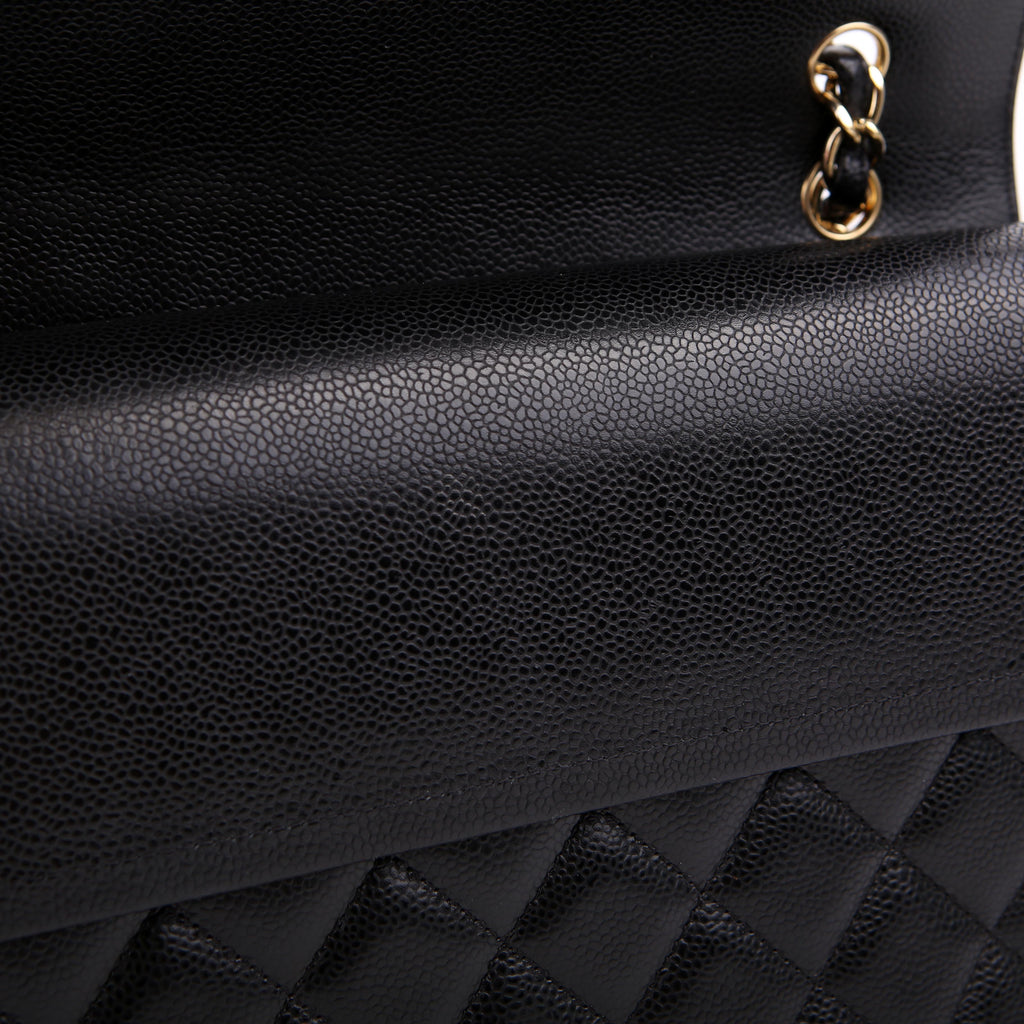 Chanel Classic Flap Maxi Caviar 17-20M Black