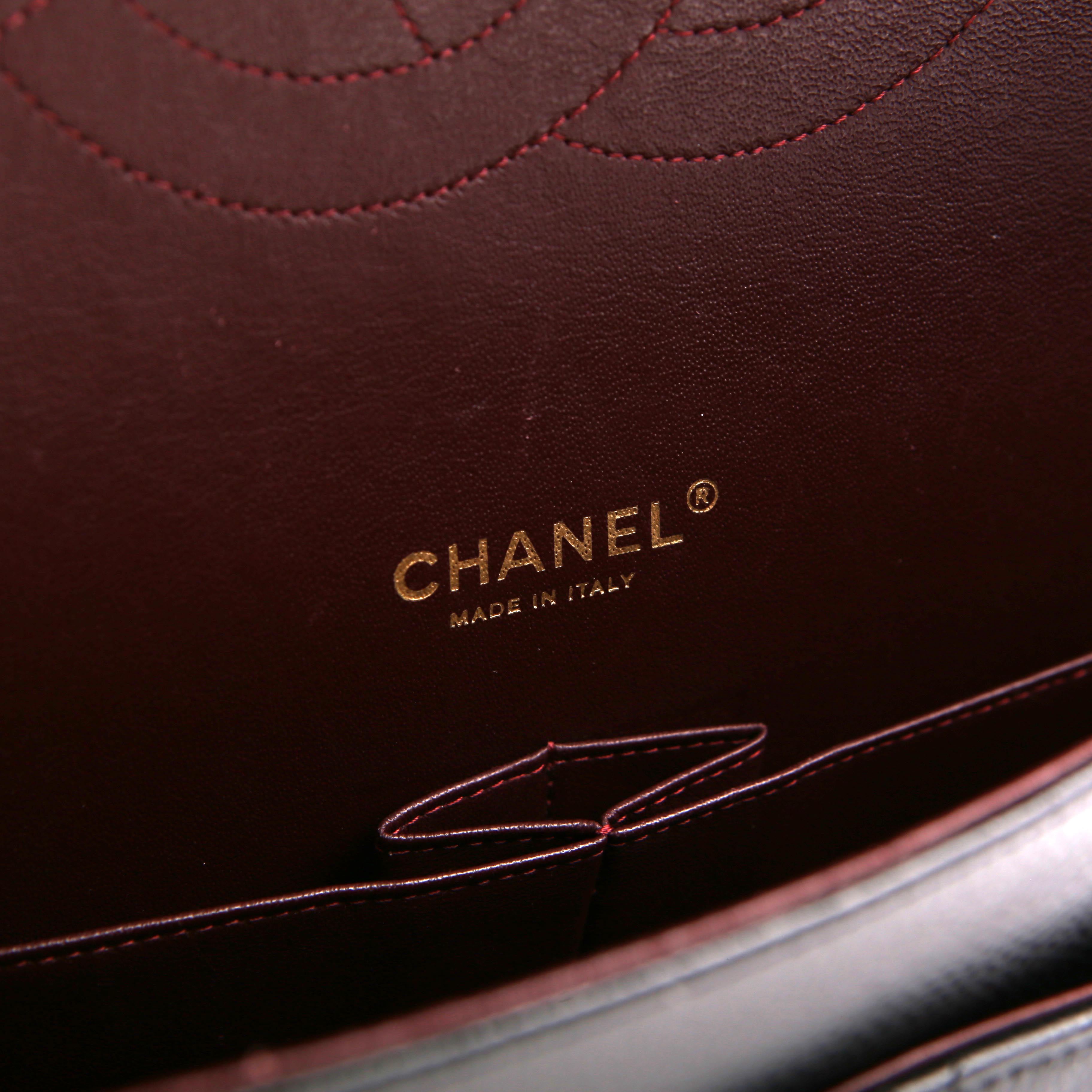 Chanel Classic Flap Maxi Caviar 17-20M Black