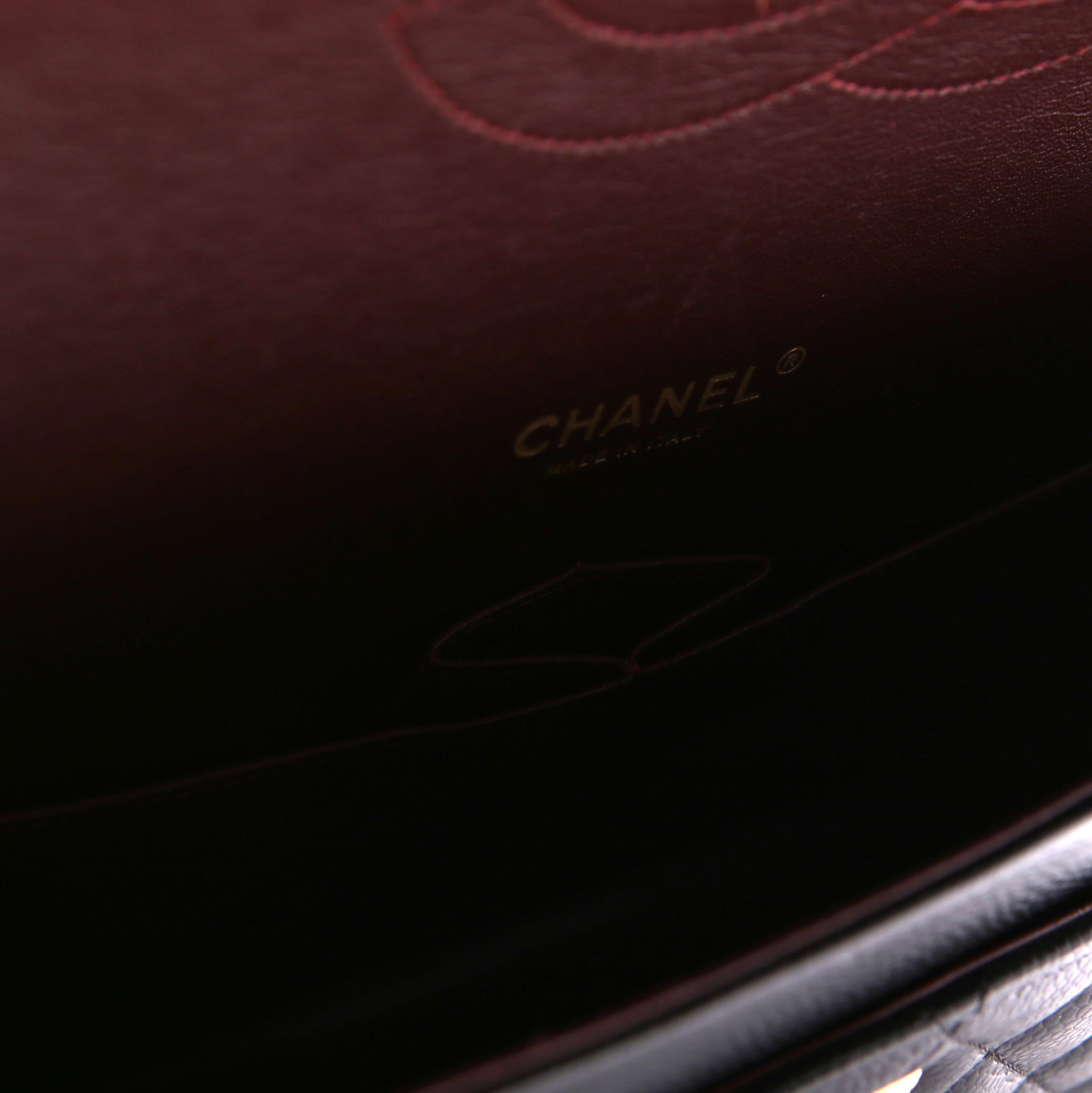 Chanel Classic Flap Maxi Caviar 17-20M Black