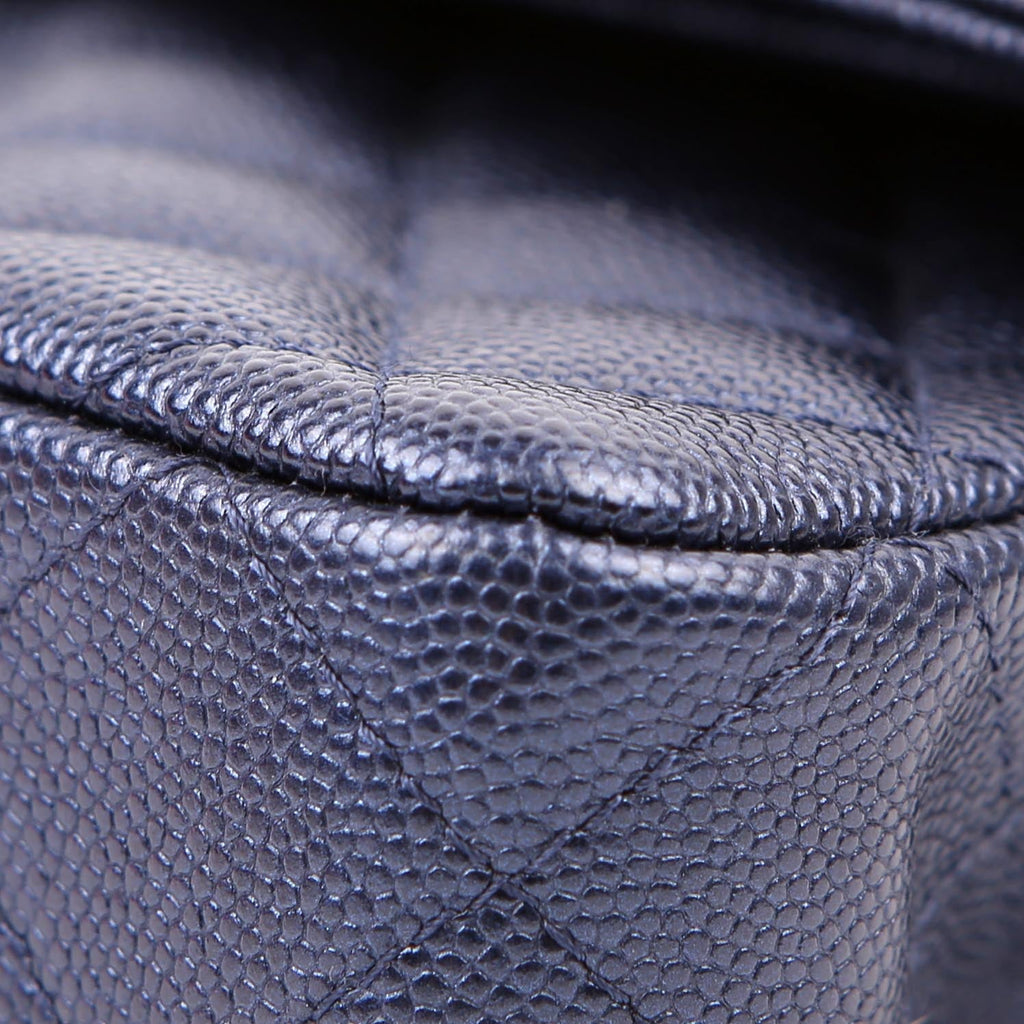 Chanel Classic Flap Medium Caviar 29-31M Navy