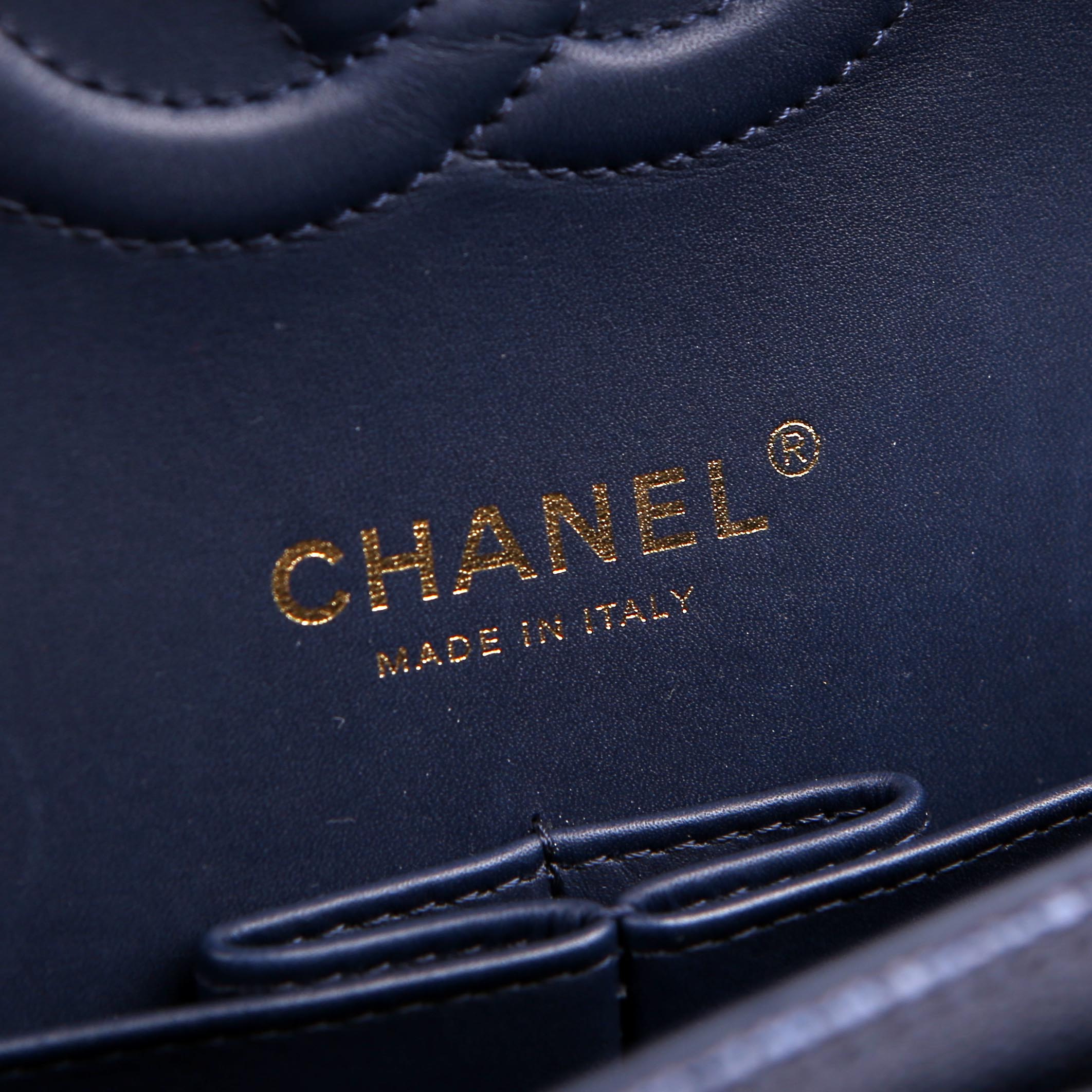 Chanel Classic Flap Medium Caviar 29-31M Navy