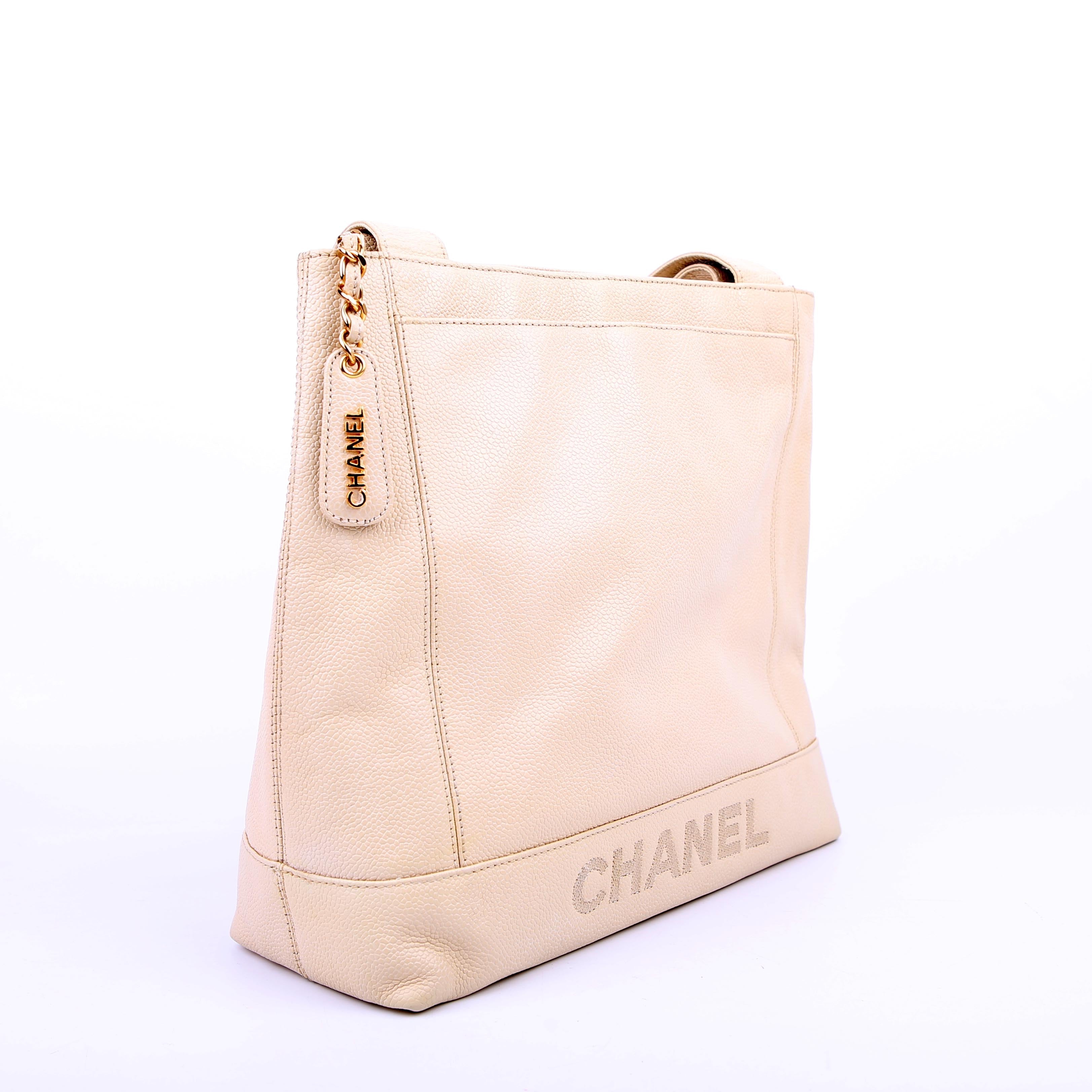 Chanel Logo Vintage Tote Medium Cream