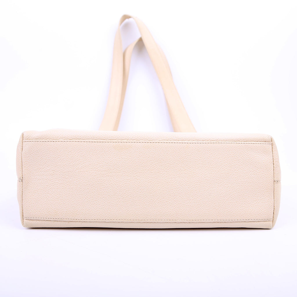 Chanel Logo Vintage Tote Medium Cream