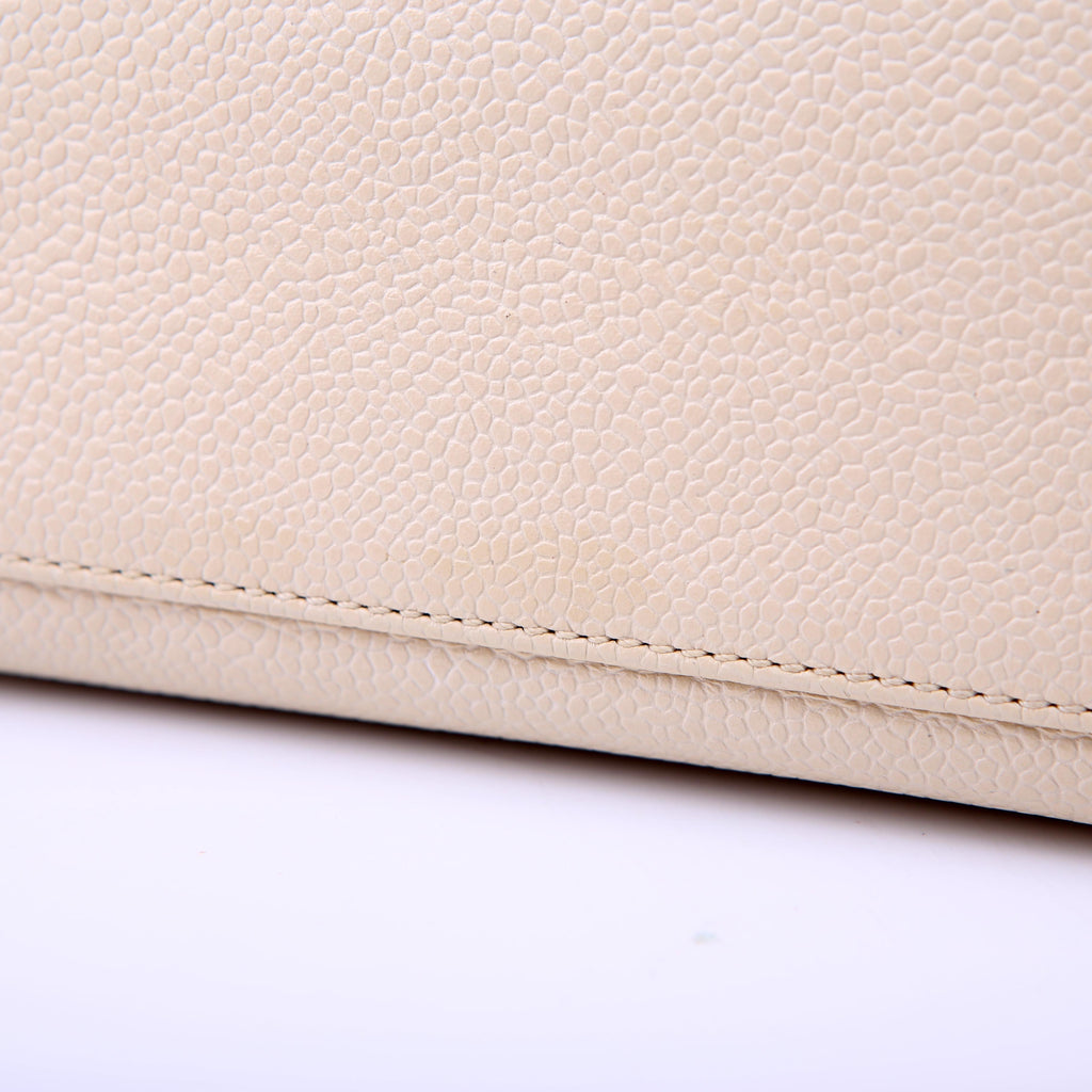 Chanel Logo Vintage Tote Medium Cream