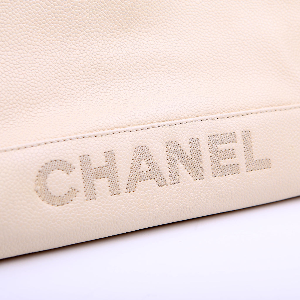 Chanel Logo Vintage Tote Medium Cream