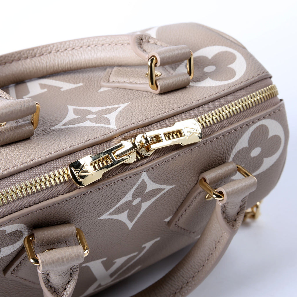 Louis Vuitton Speedy 20 Bandouliere Bicolor Empreinte Turtledove