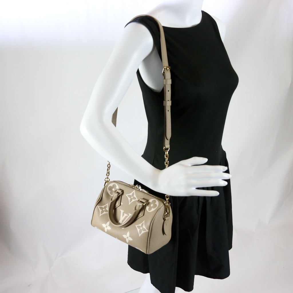 Louis Vuitton Speedy 20 Bandouliere Bicolor Empreinte Turtledove