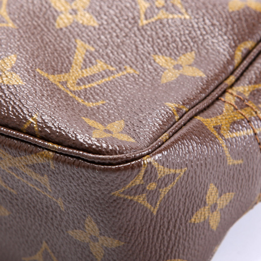 Louis Vuitton Trousse Toilette 23 Monogram