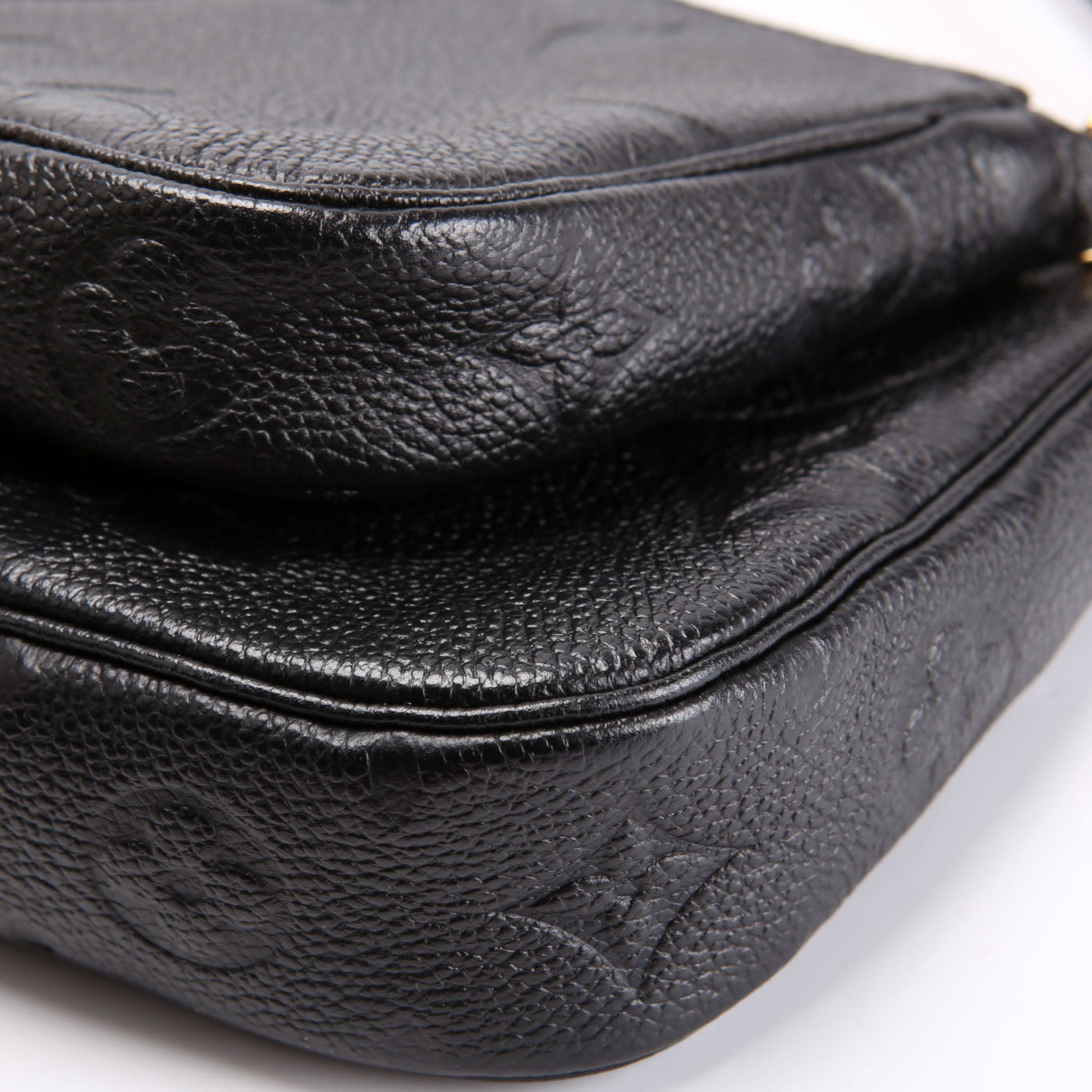 Louis Vuitton Multi Pochette Empreinte Black
