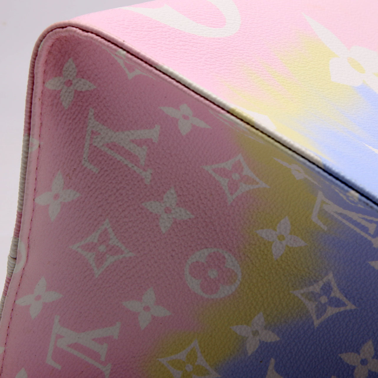 Louis Vuitton Onthego GM Escale