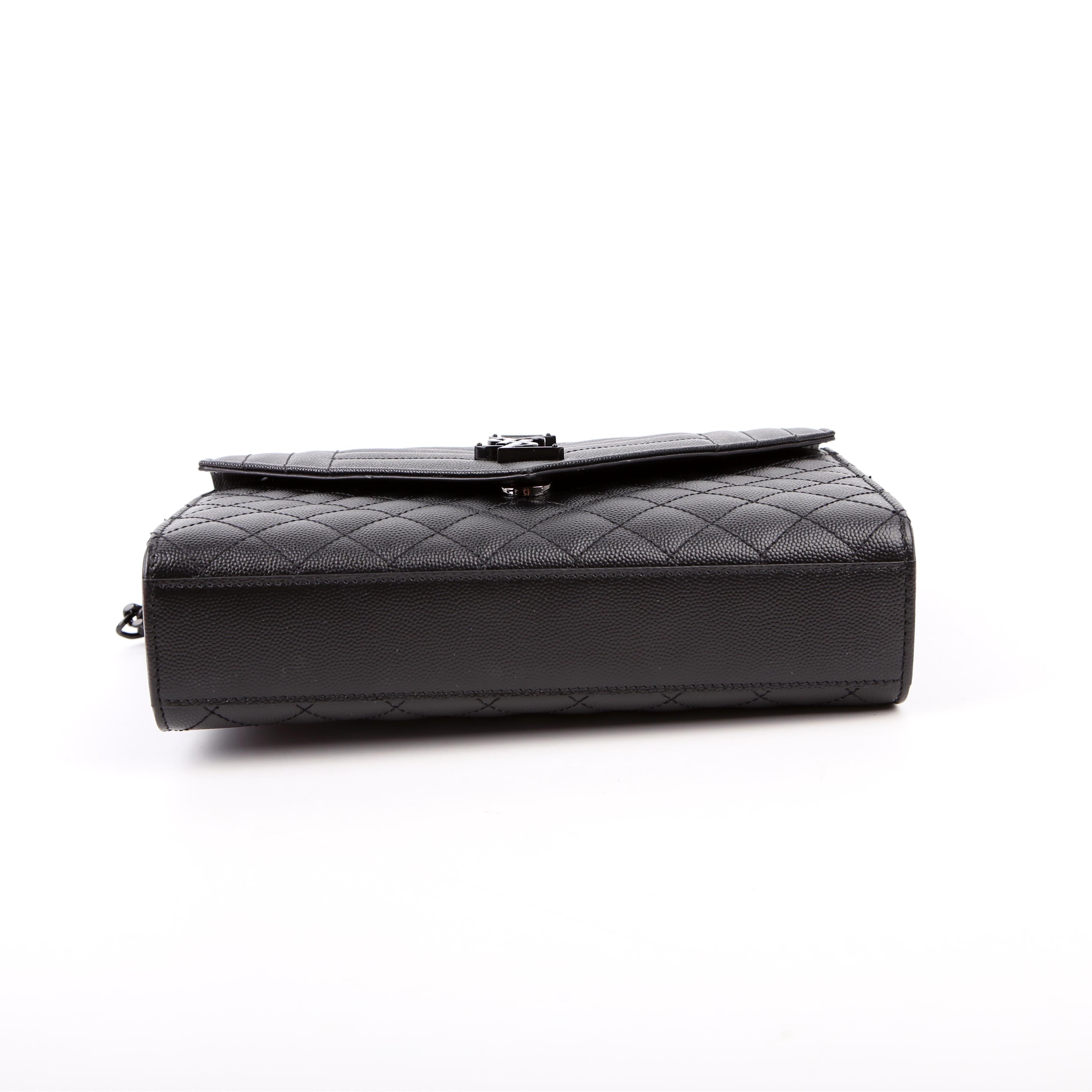 Saint Laurent Envelope Medium Tri-Quilt 600185 Black