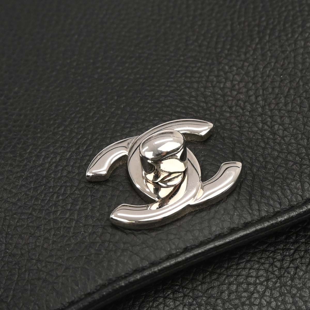 Chanel 2013-2014 Black Calfskin Cerf Executive Tote Bag